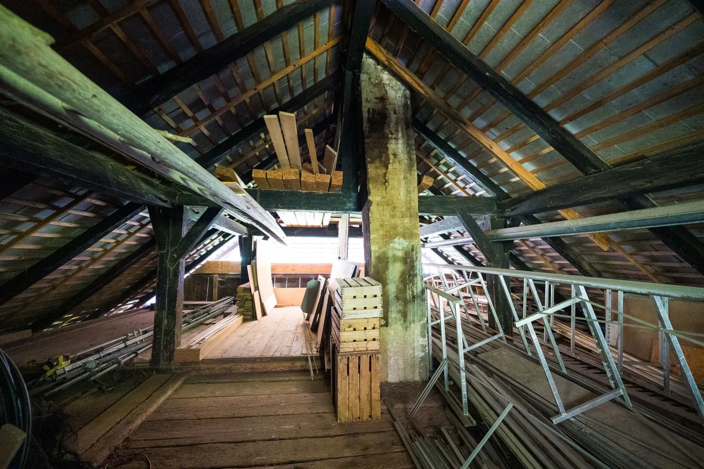 Deux maisons résidentielles incluant un atelier et un magasin - Photo 21 sur 34