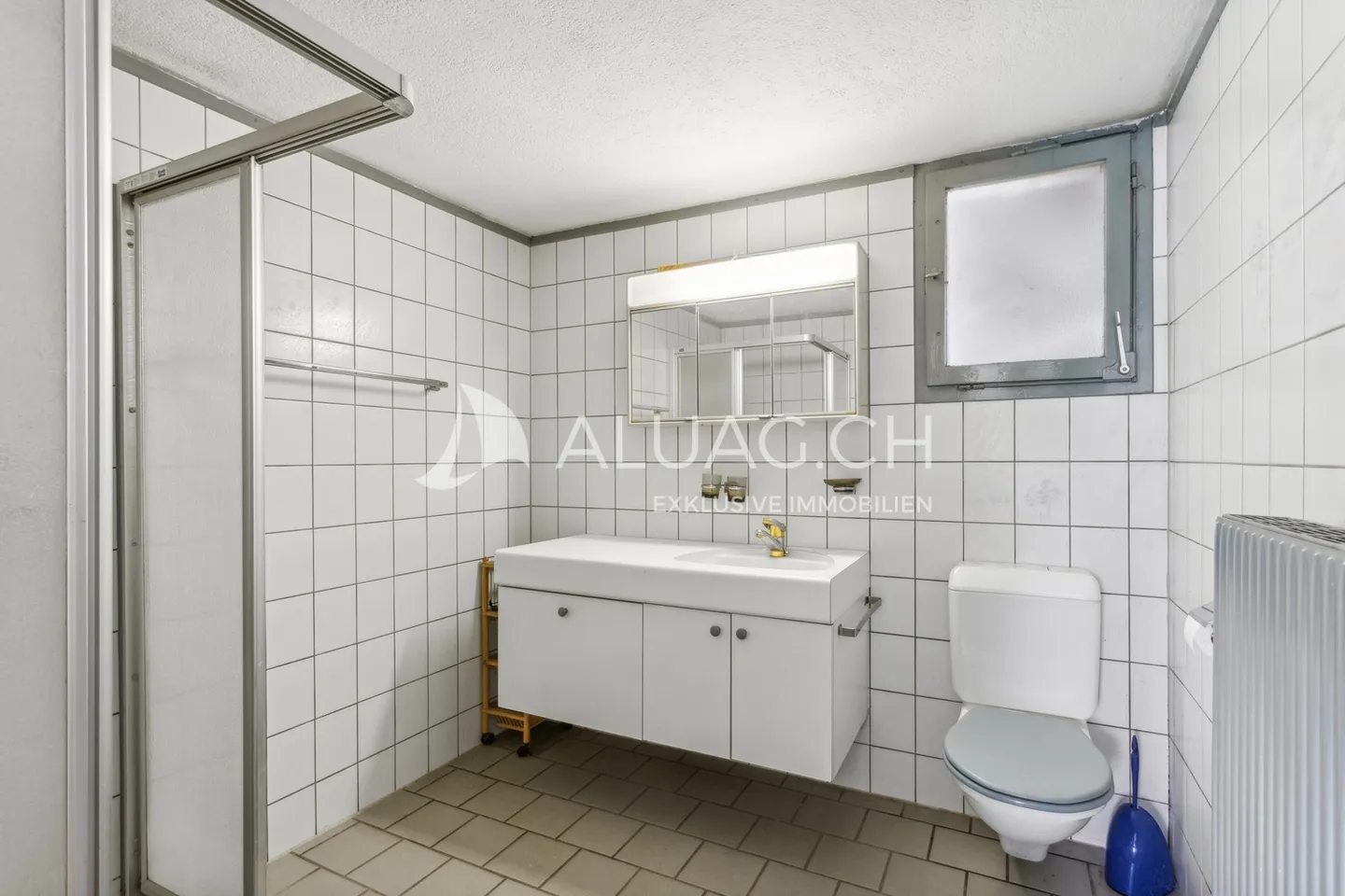 Workshop with Apartment in Prime Location - Photo 8 of 15