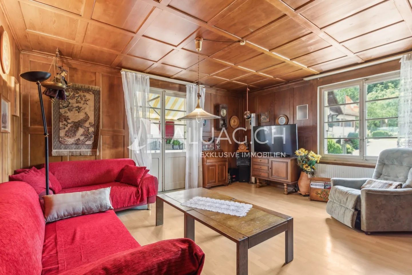 Workshop with Apartment in Prime Location - Photo 9 of 15