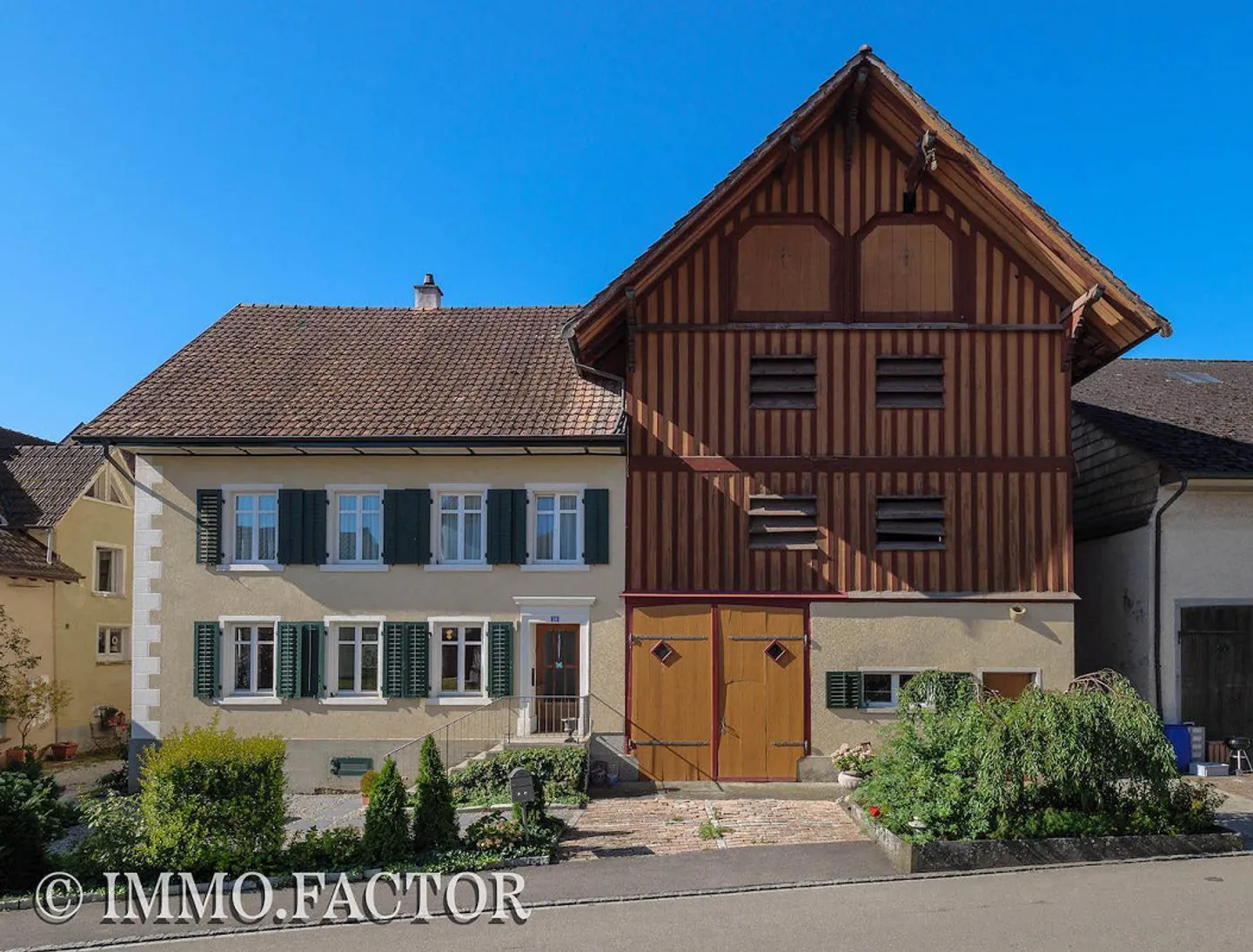Renovated farmhouse with plenty of space for creative projects ❤ - Photo 1 of 28
