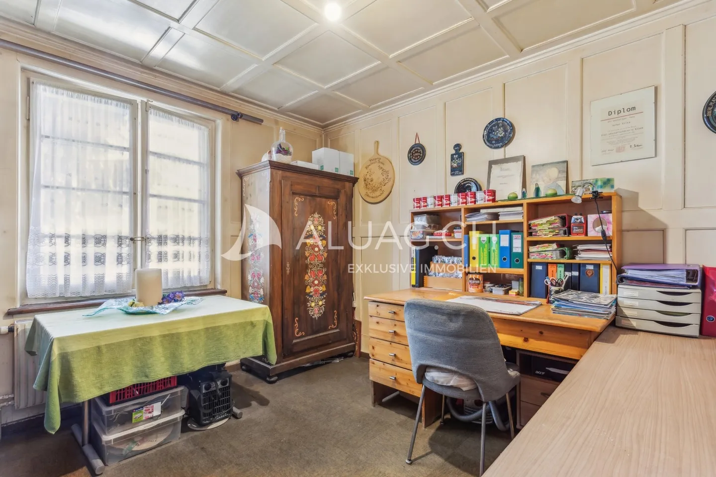 Workshop with Apartment in Prime Location - Photo 13 of 15