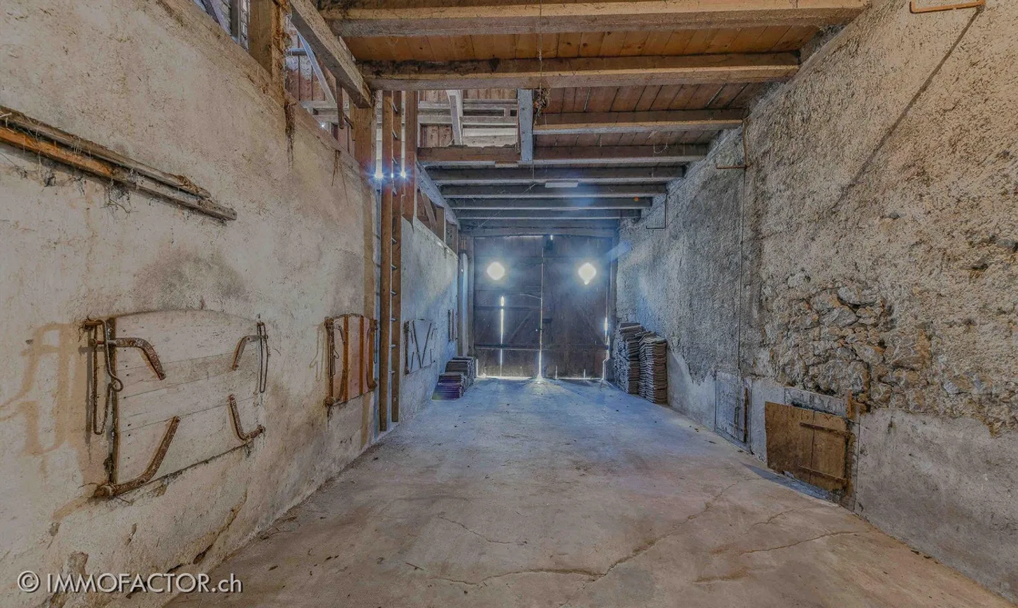 Renovated farmhouse with plenty of space for creative projects ❤ - Photo 22 of 28