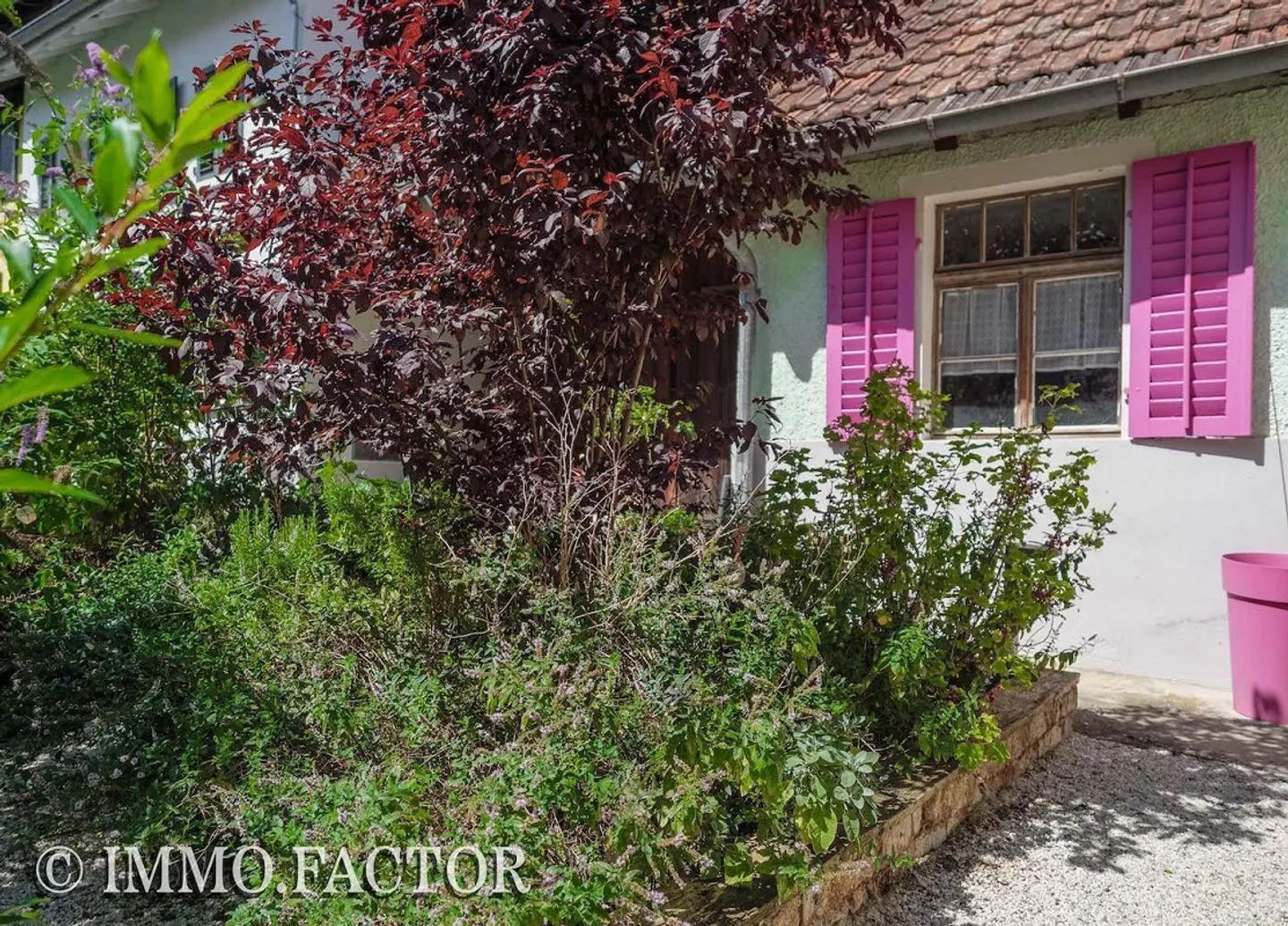 Renovated farmhouse with plenty of space for creative projects ❤ - Photo 24 of 28