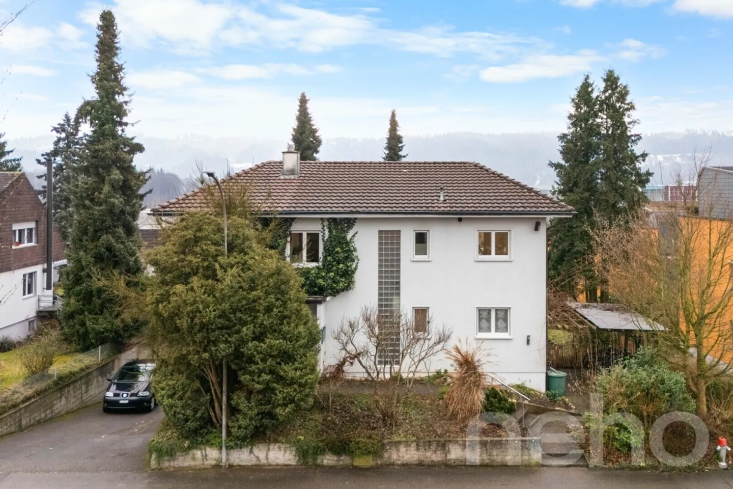 Ampia Casa Familiare con Giardino - Foto 3 di 12