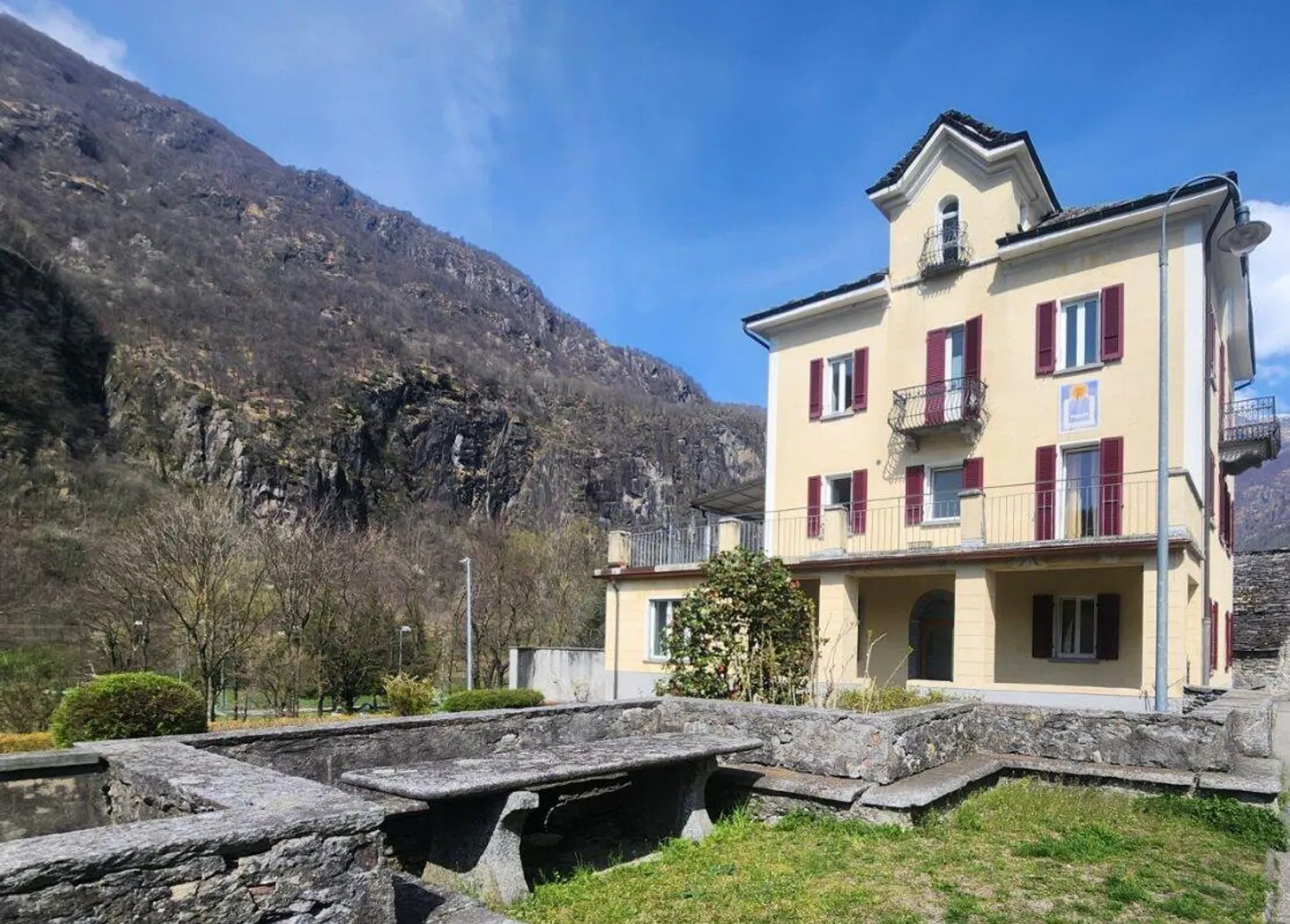 Historisches Mehrfamilienhaus mit Rustico im Herzen von Avegno - Foto 12 von 12