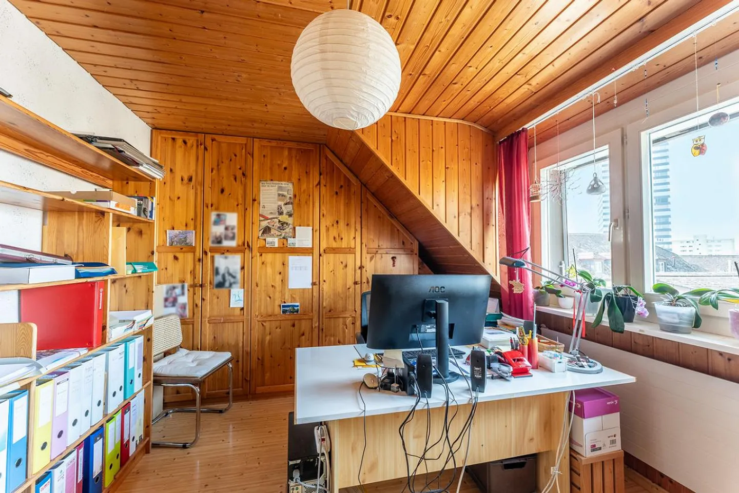 Versatile property with a wonderful garden - Photo 11 of 14