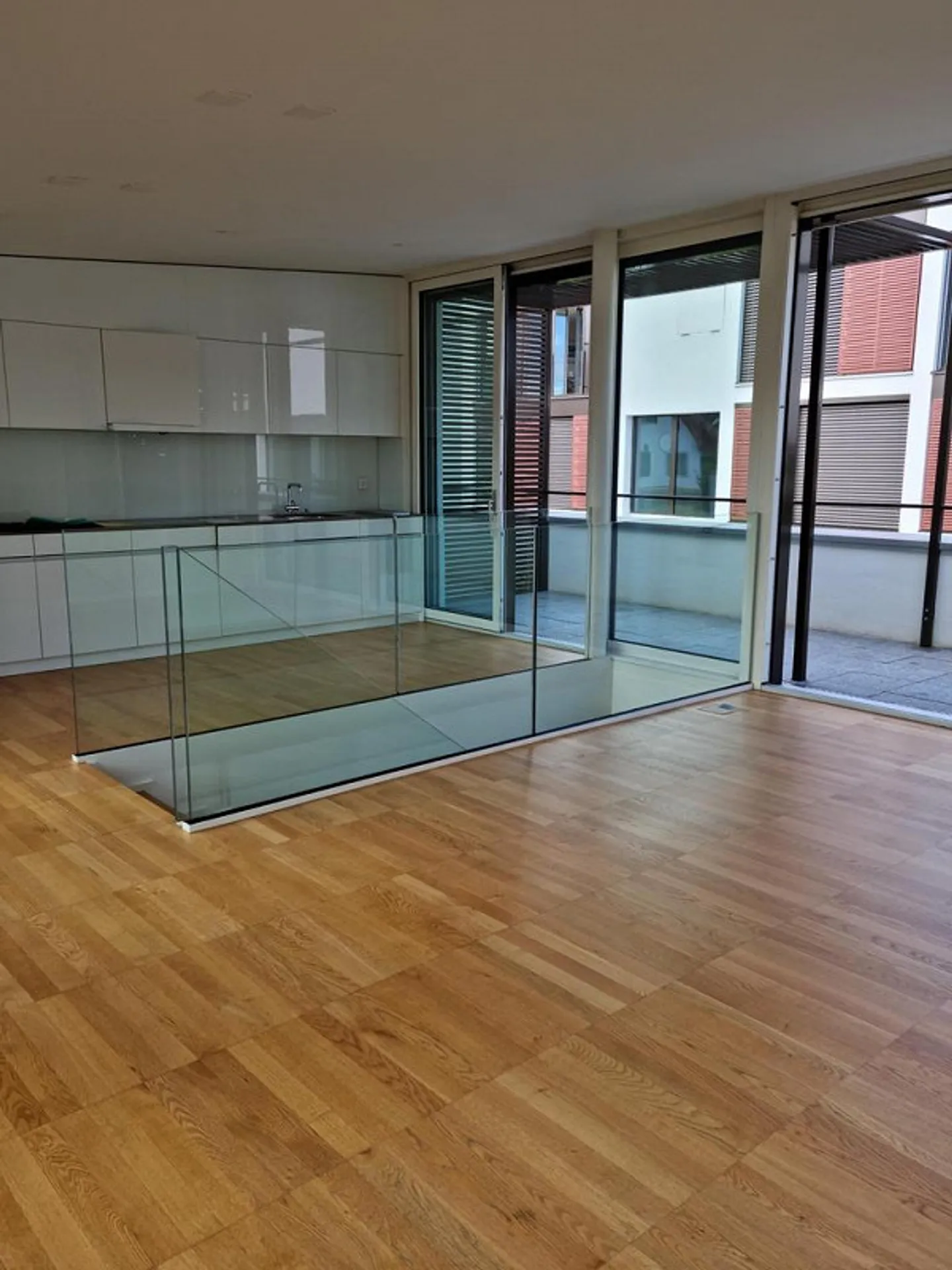 Modern Apartment by the Lake - Photo 6 of 10