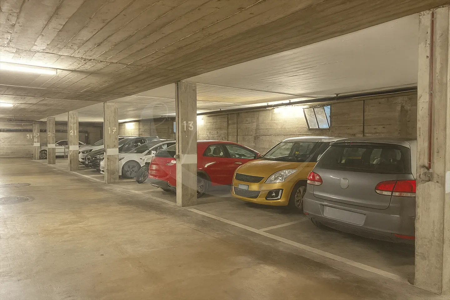 Secure underground parking spaces - Charmilles - Photo 1 of 1