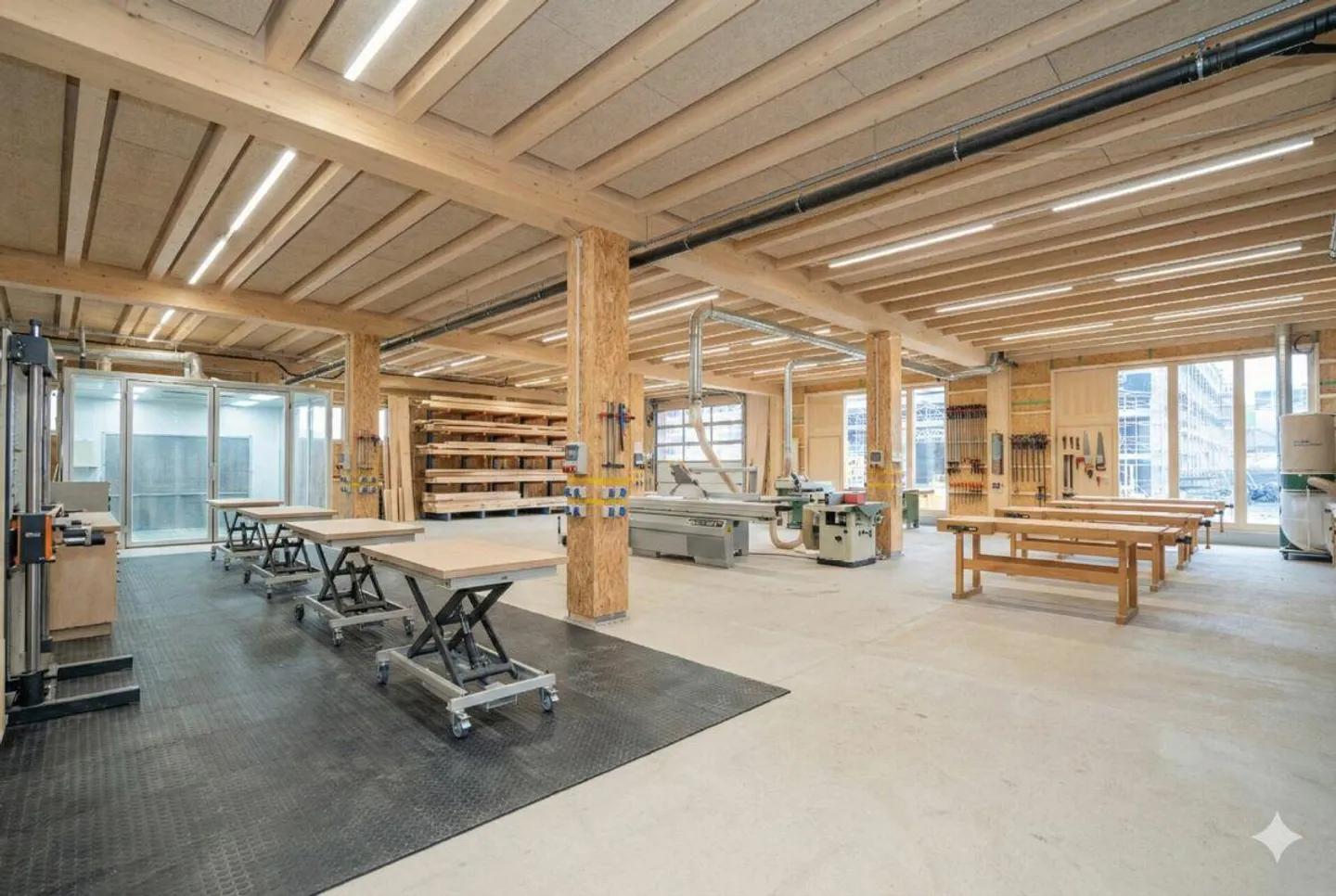 Moderne Gewerbefläche in Neuhuus - Foto 1 von 6