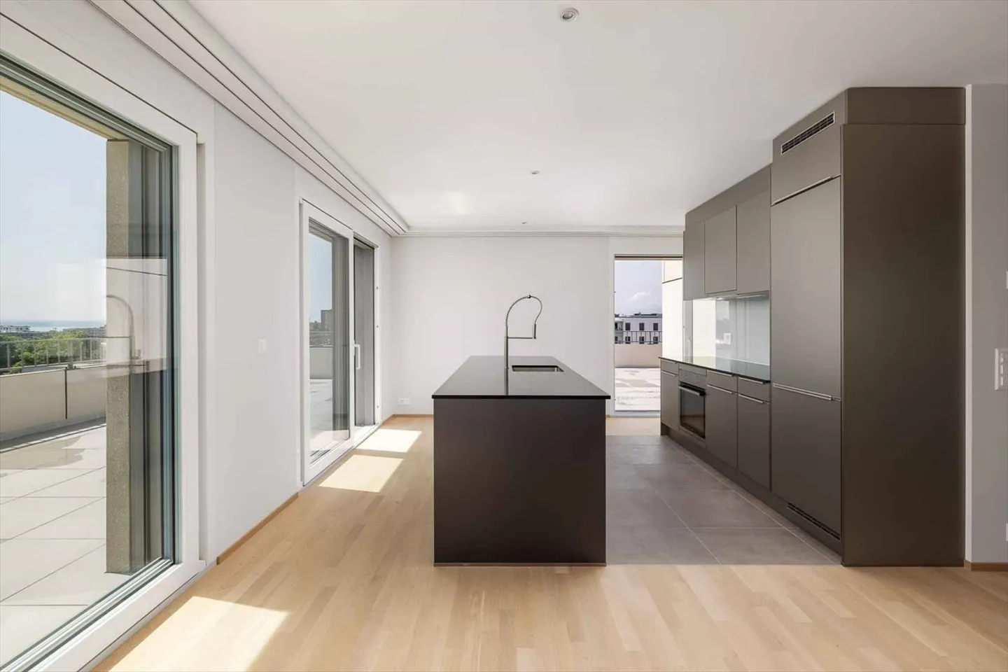 Penthouse 4,5 Zimmer - Foto 2 von 13