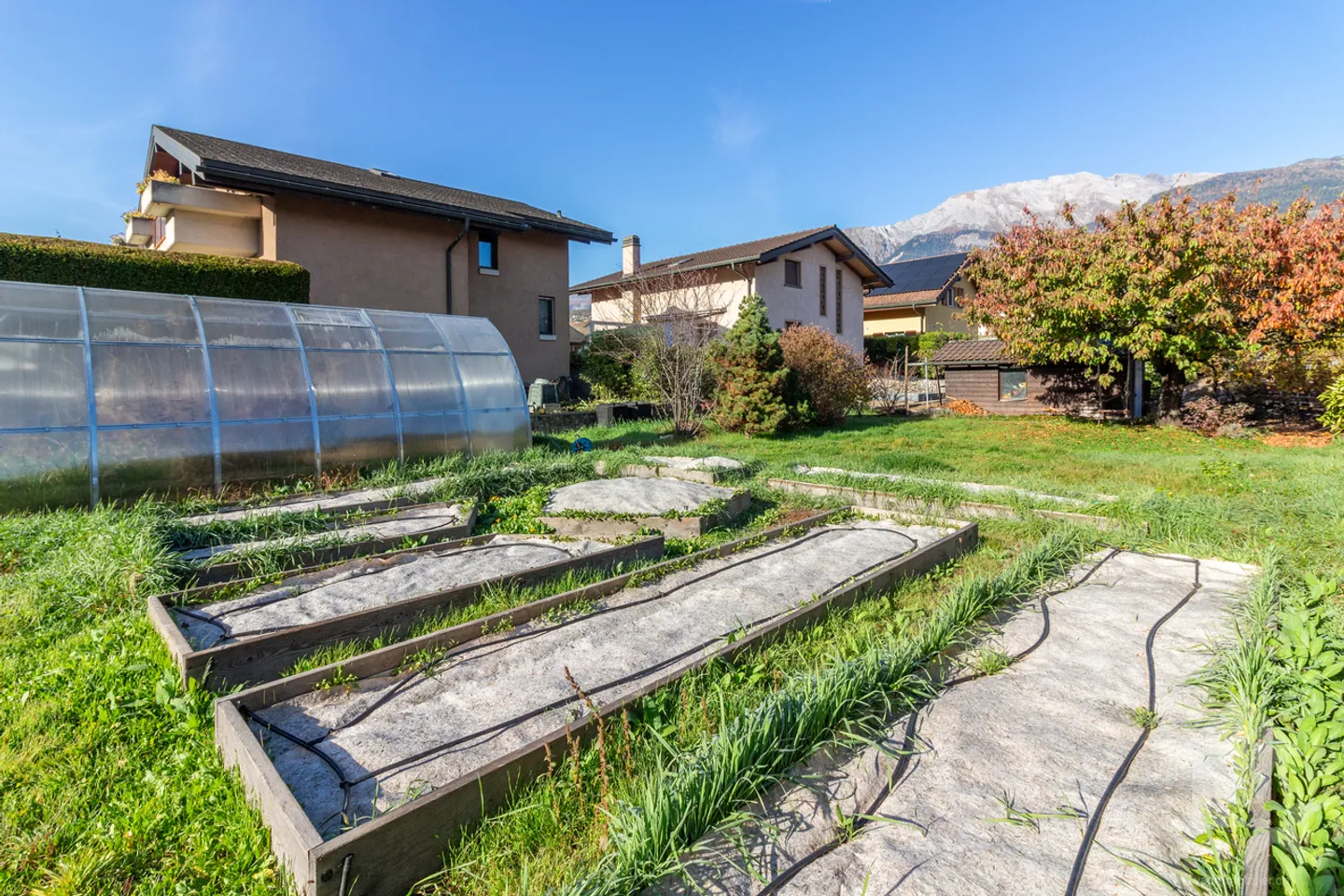 Villa 6.5 camere di 150 m2 abitabili situata su un bel terreno - Foto 2 di 18