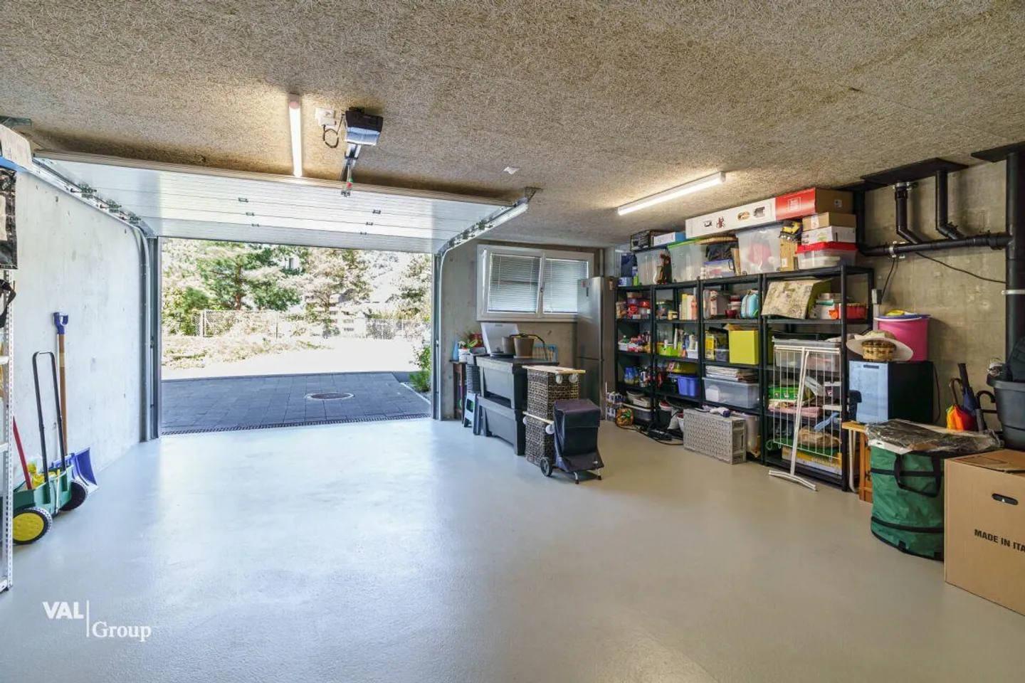 Newly built, bright apartment with generous private green space - Photo 13 of 18