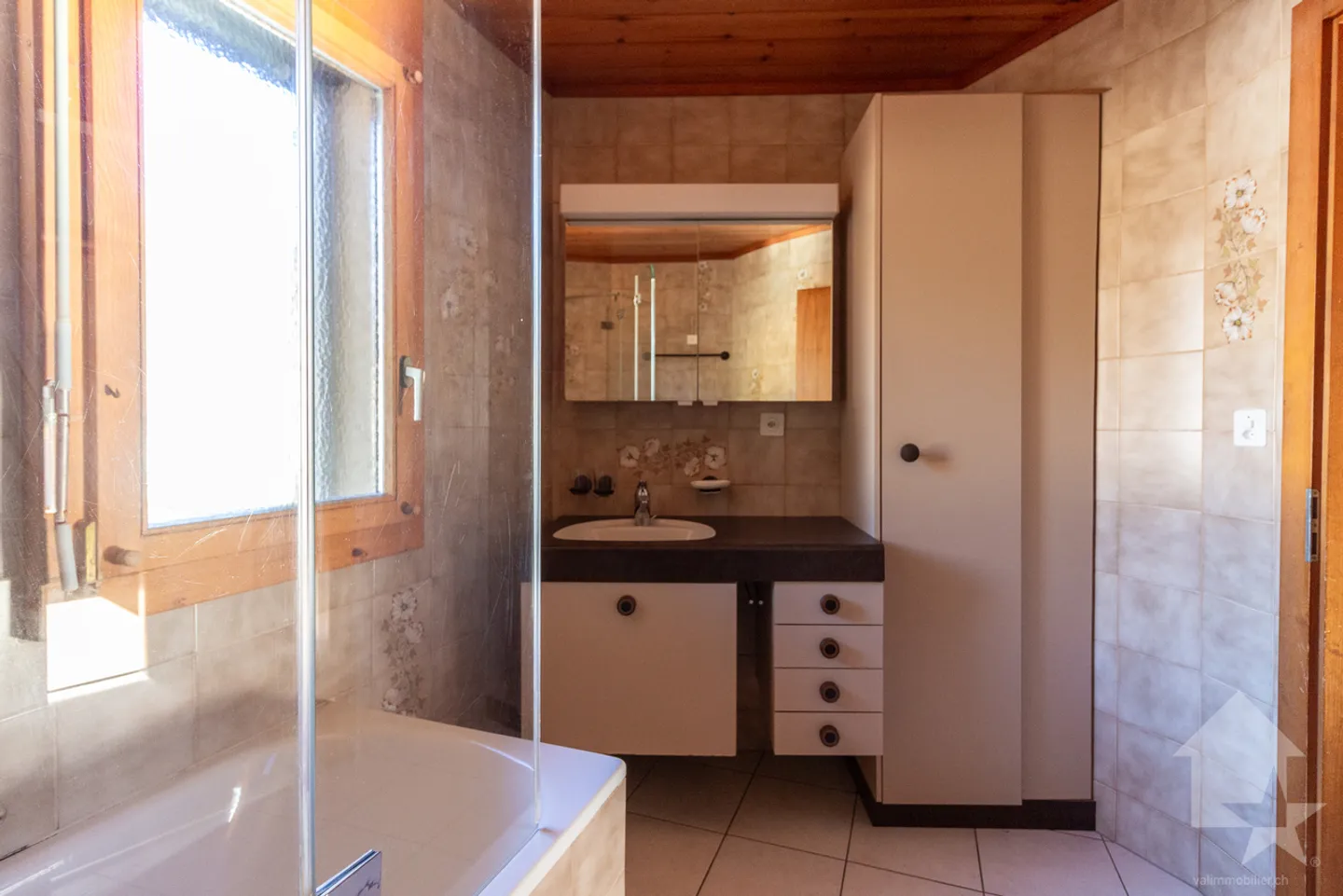 Villa 6.5 camere di 150 m2 abitabili situata su un bel terreno - Foto 15 di 18