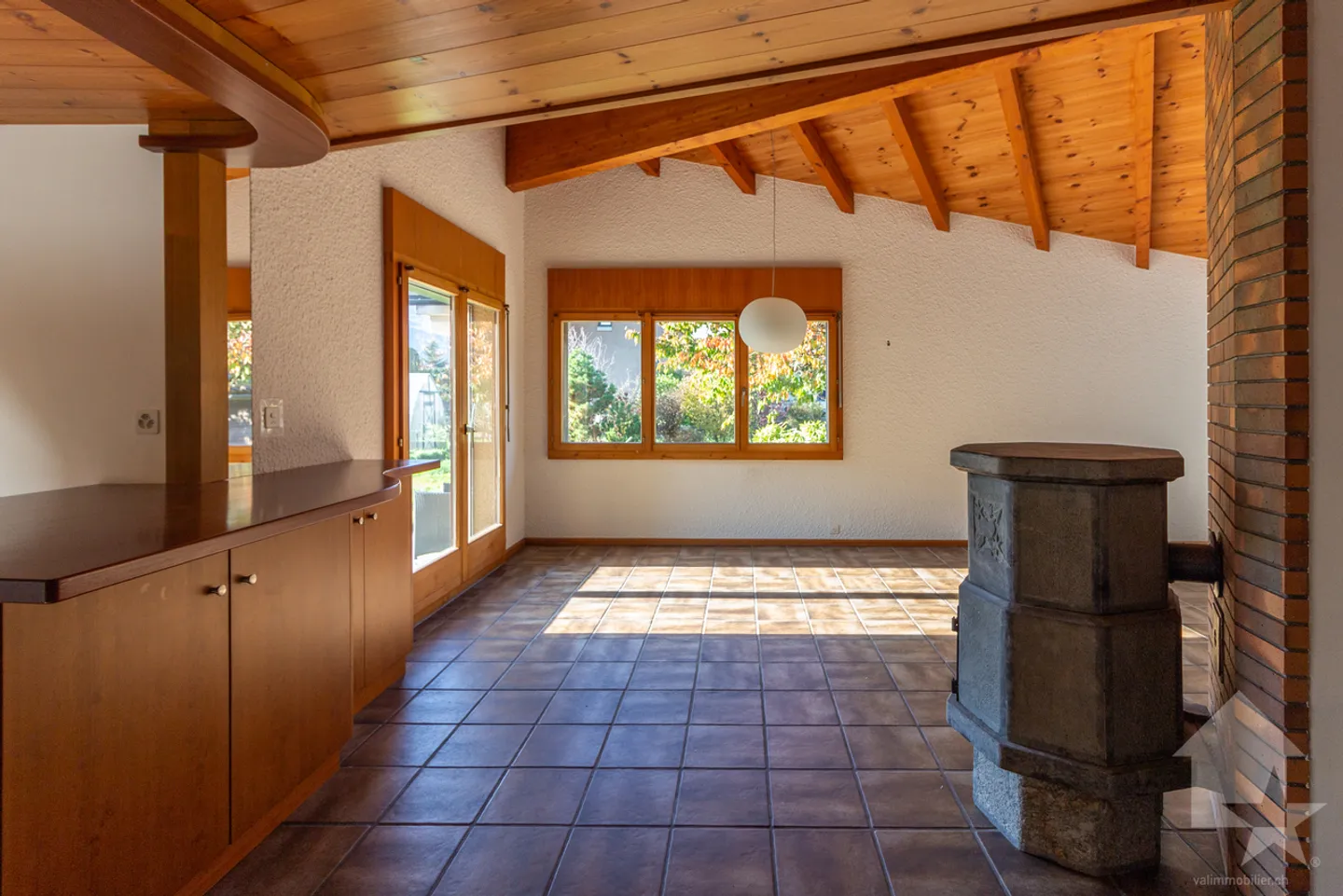 Villa 6.5 camere di 150 m2 abitabili situata su un bel terreno - Foto 4 di 18