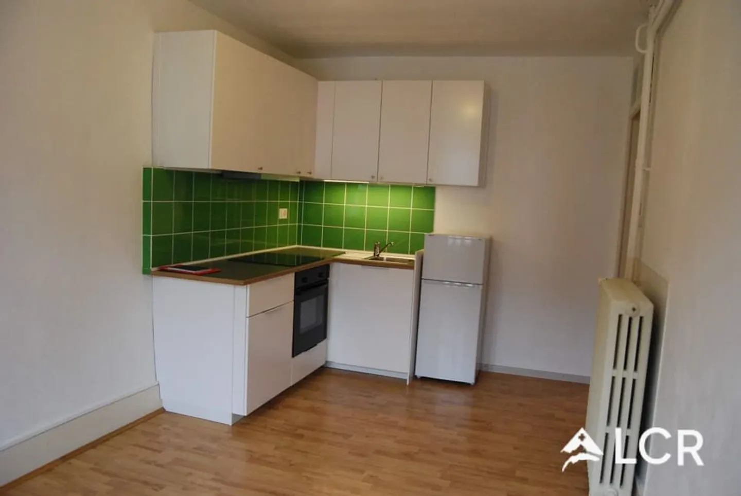 Schönes Ertragsgebäude / 5 Wohnungen / 2 Gewerbeeinheiten - Foto 5 von 13