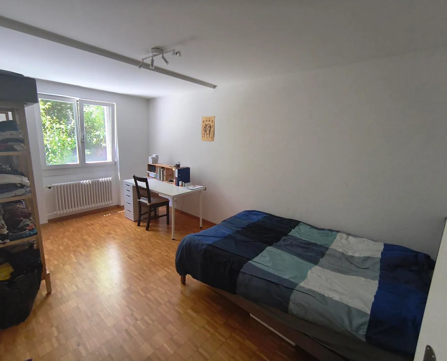 Appartement Charmant en Emplacement Central - Photo 3 sur 5