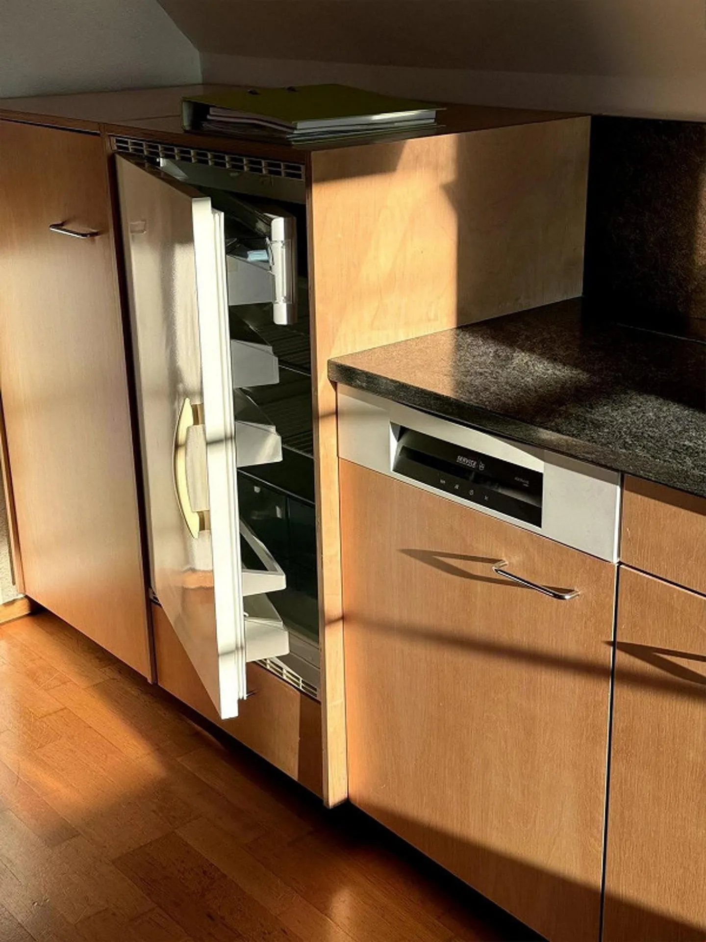 Grosszügige Dachwohnung mit Cheminée - Foto 4 von 11