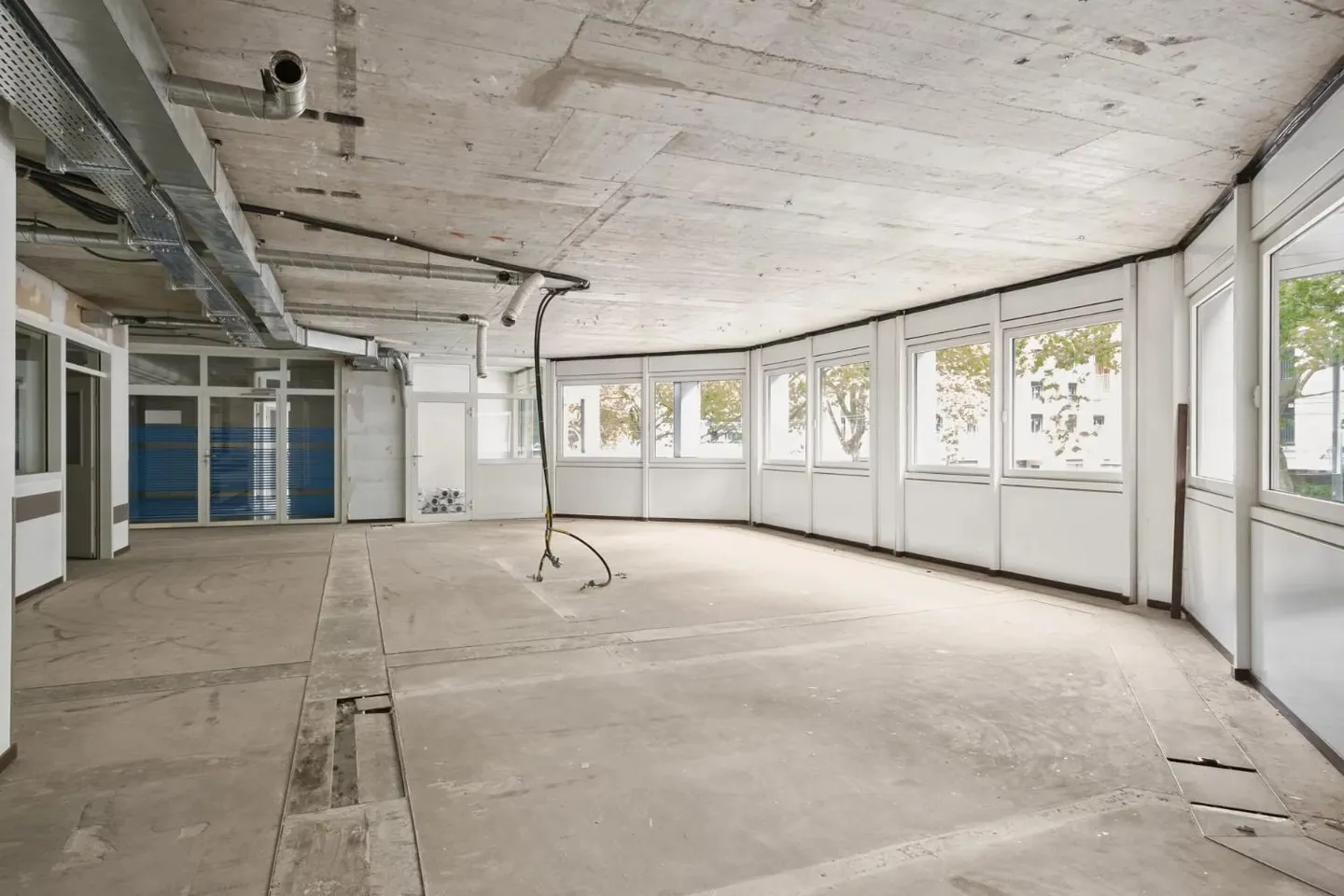 Office Spaces in Charmilles - Photo 5 of 13