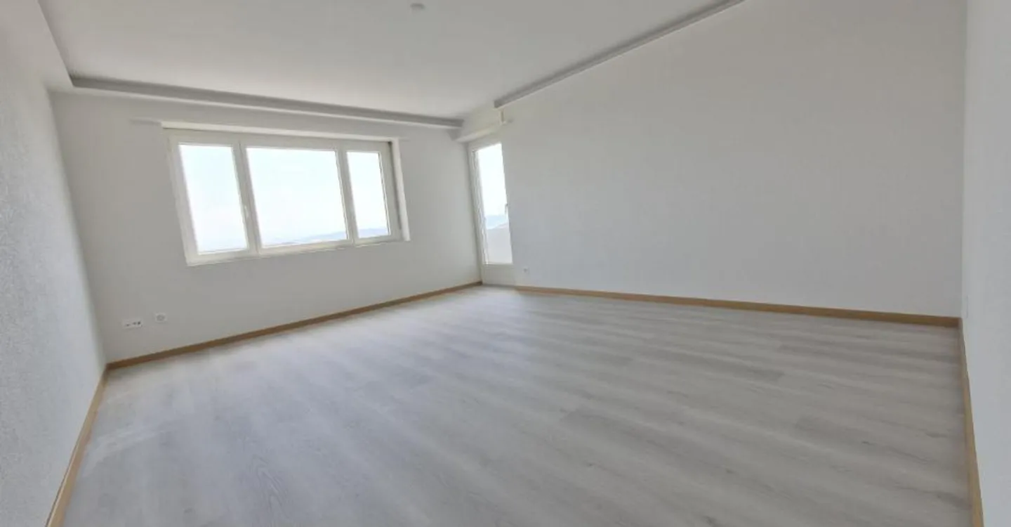 Ristrutturato! Appartamento di 4,5 stanze al piano superiore - Foto 10 di 12
