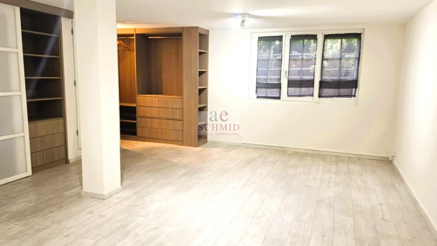 7-room House - Photo 8 of 10