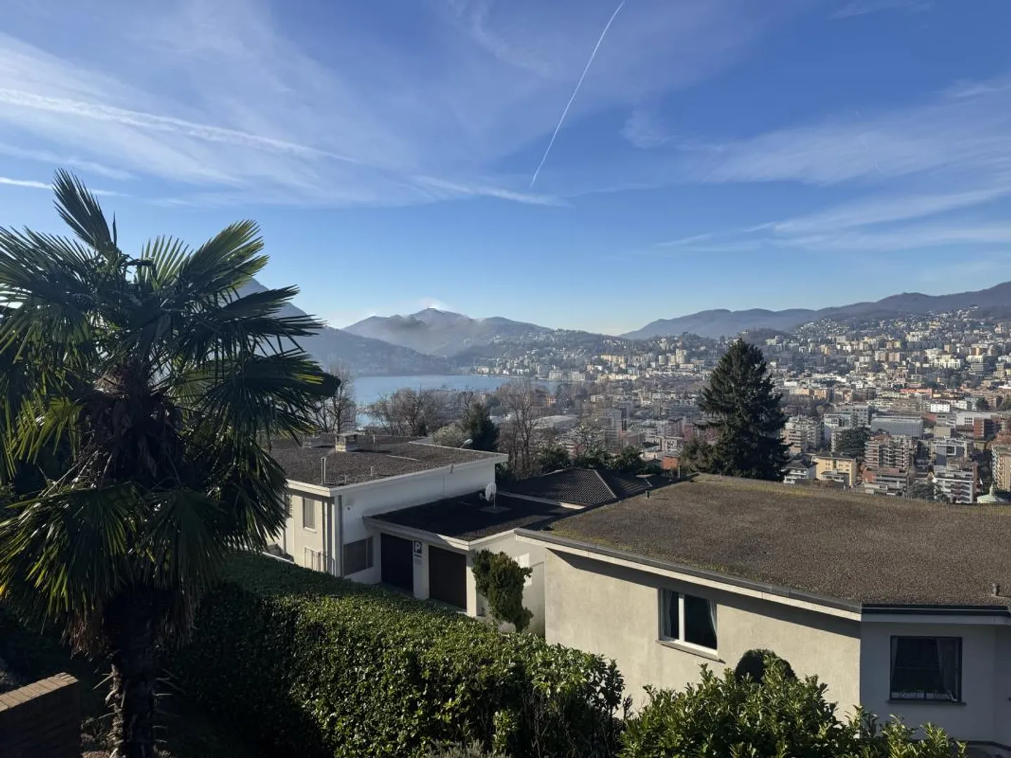 Duplex esclusivo con vista lago - Foto 4 di 16