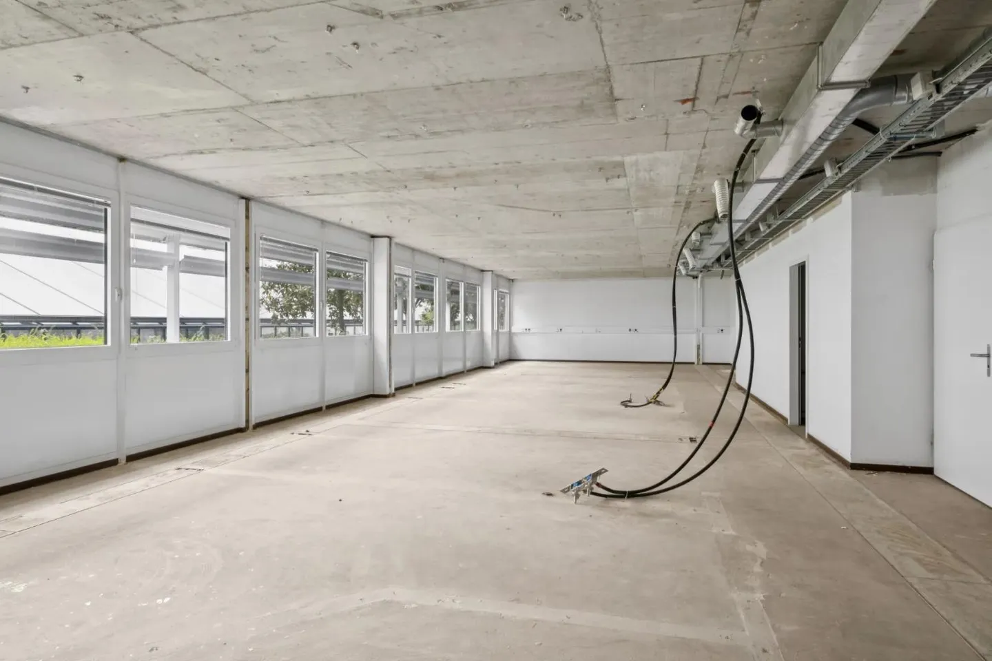 Office Spaces in Charmilles - Photo 9 of 13