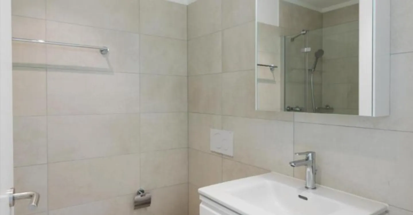 3.5 modern and practical rooms - Photo 5 of 10