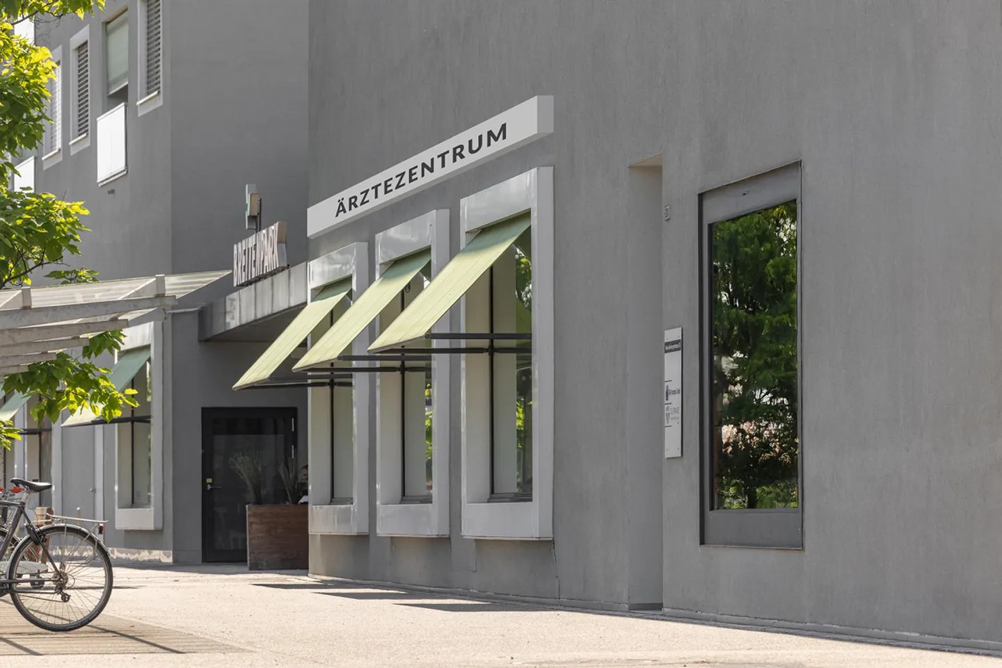Zentrale Praxisräume - Foto 5 von 5