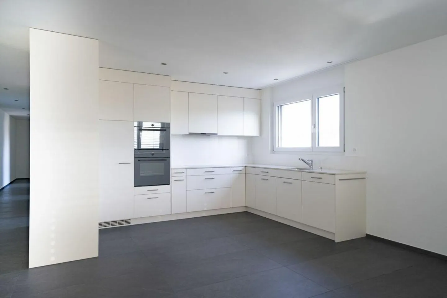 Appartement spacieux de 3 ½ pièces au 1er étage - Photo 4 sur 9