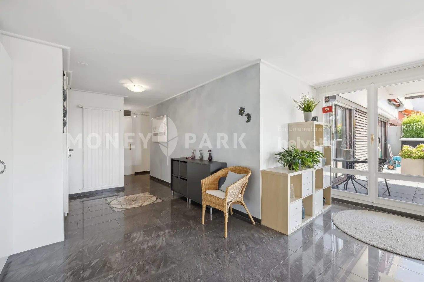 Exclusive 4.5-room terrace apartment with pool - Photo 8 of 15