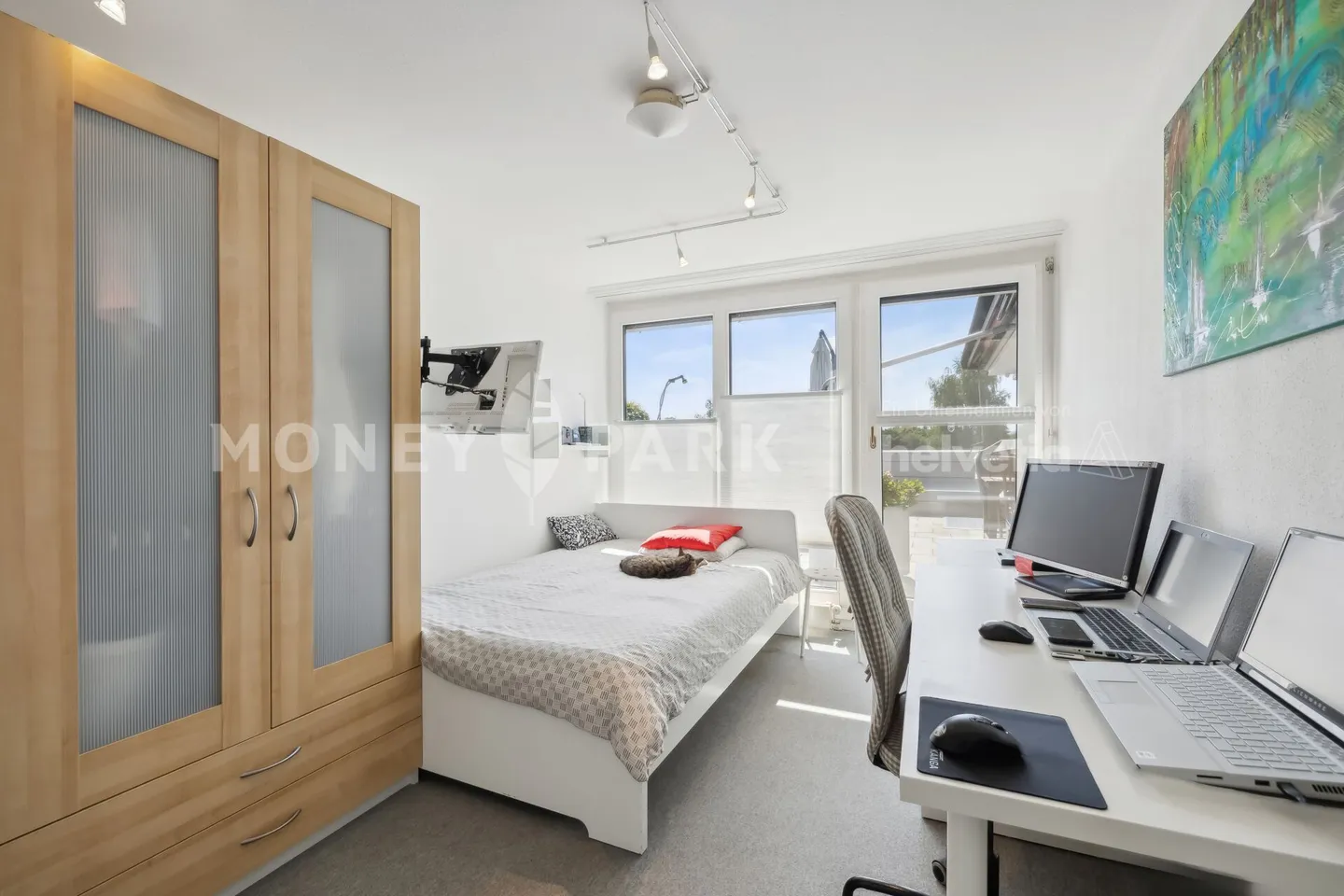 Exclusive 4.5-room terrace apartment with pool - Photo 11 of 15