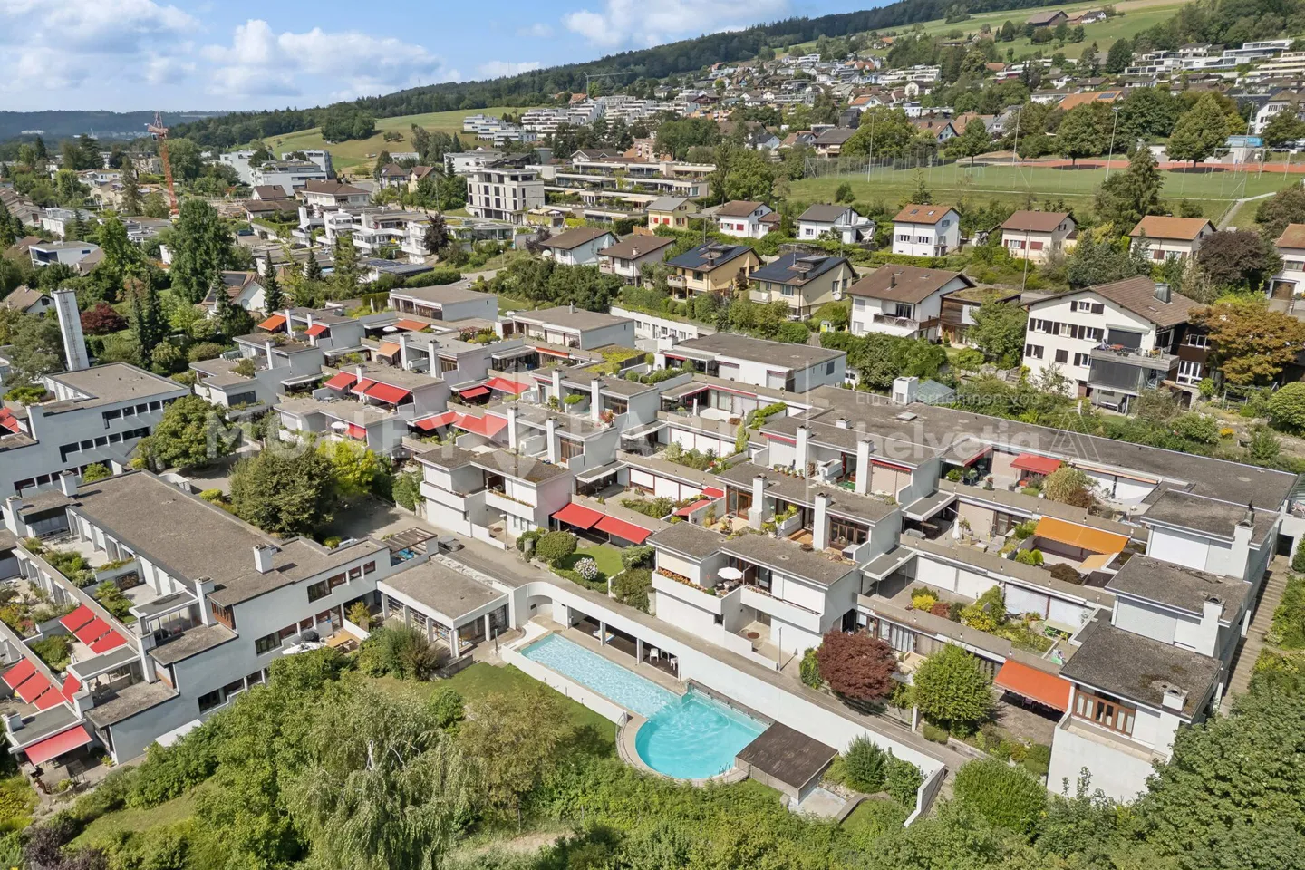 Exclusive 4.5-room terrace apartment with pool - Photo 14 of 15