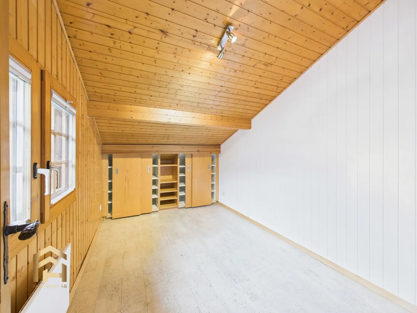 Charmante appartement de 4.5 pièces avec potentiel d'extension au cœur du village - Photo 10 sur 13