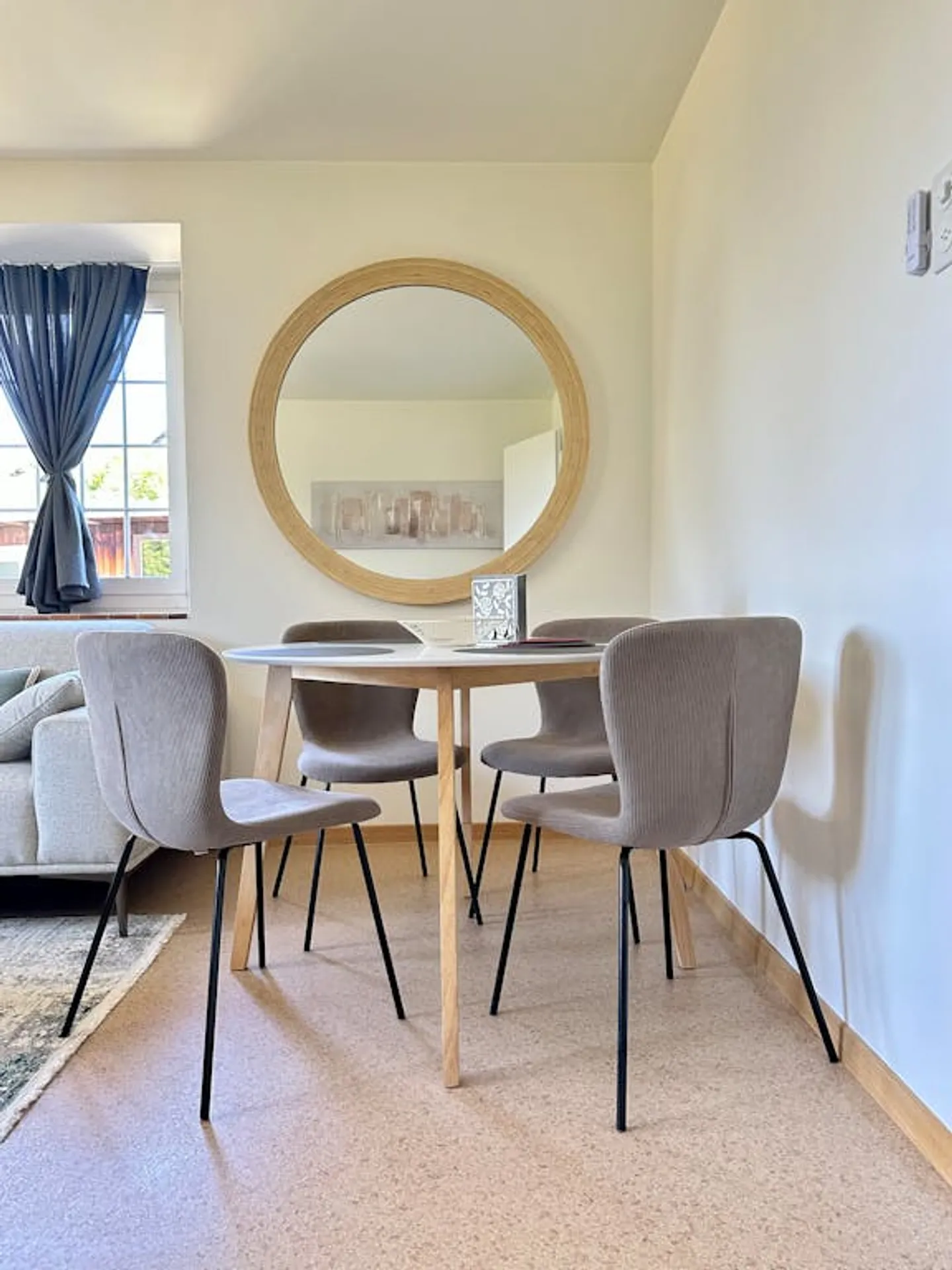 Single house for rent - Photo 3 of 9