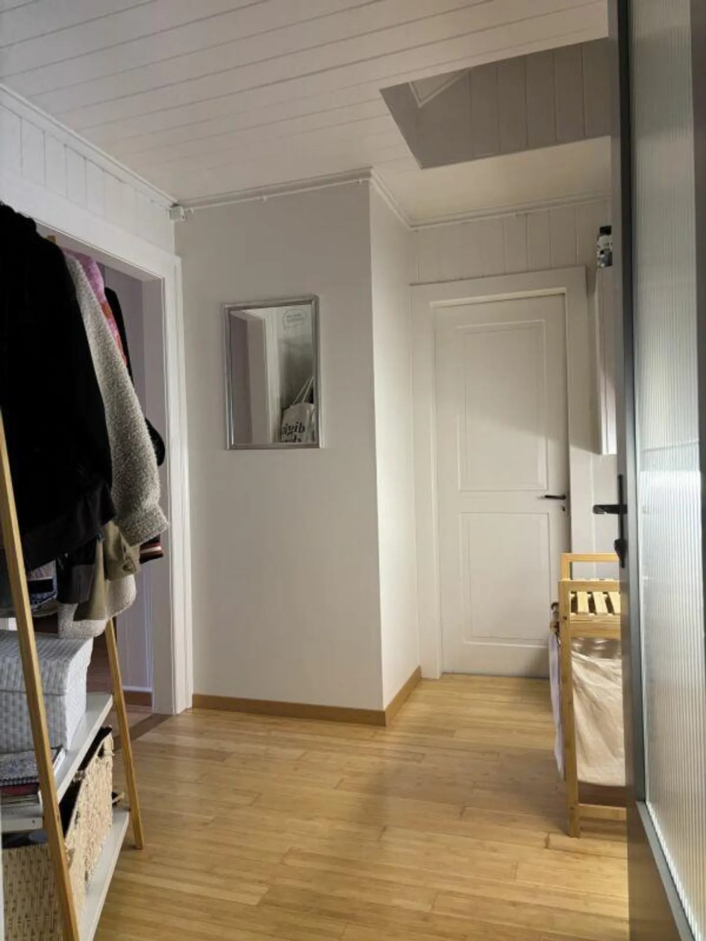 Penthouse confortable de 3,5 pièces - Photo 2 sur 11