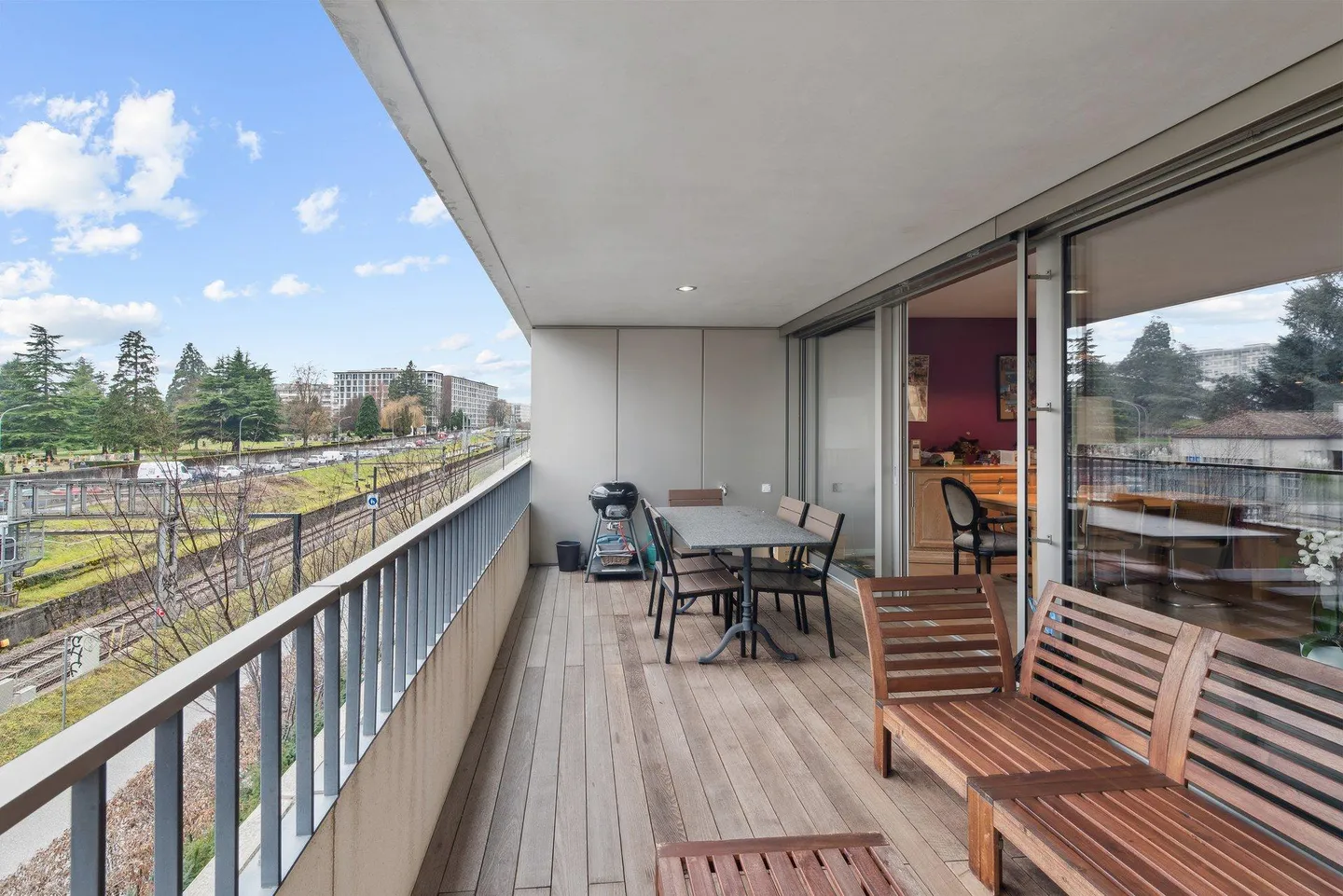 Wunderschöne Wohnung mit 3 Schlafzimmern in einem hochwertigen Gebäude - Foto 13 von 16