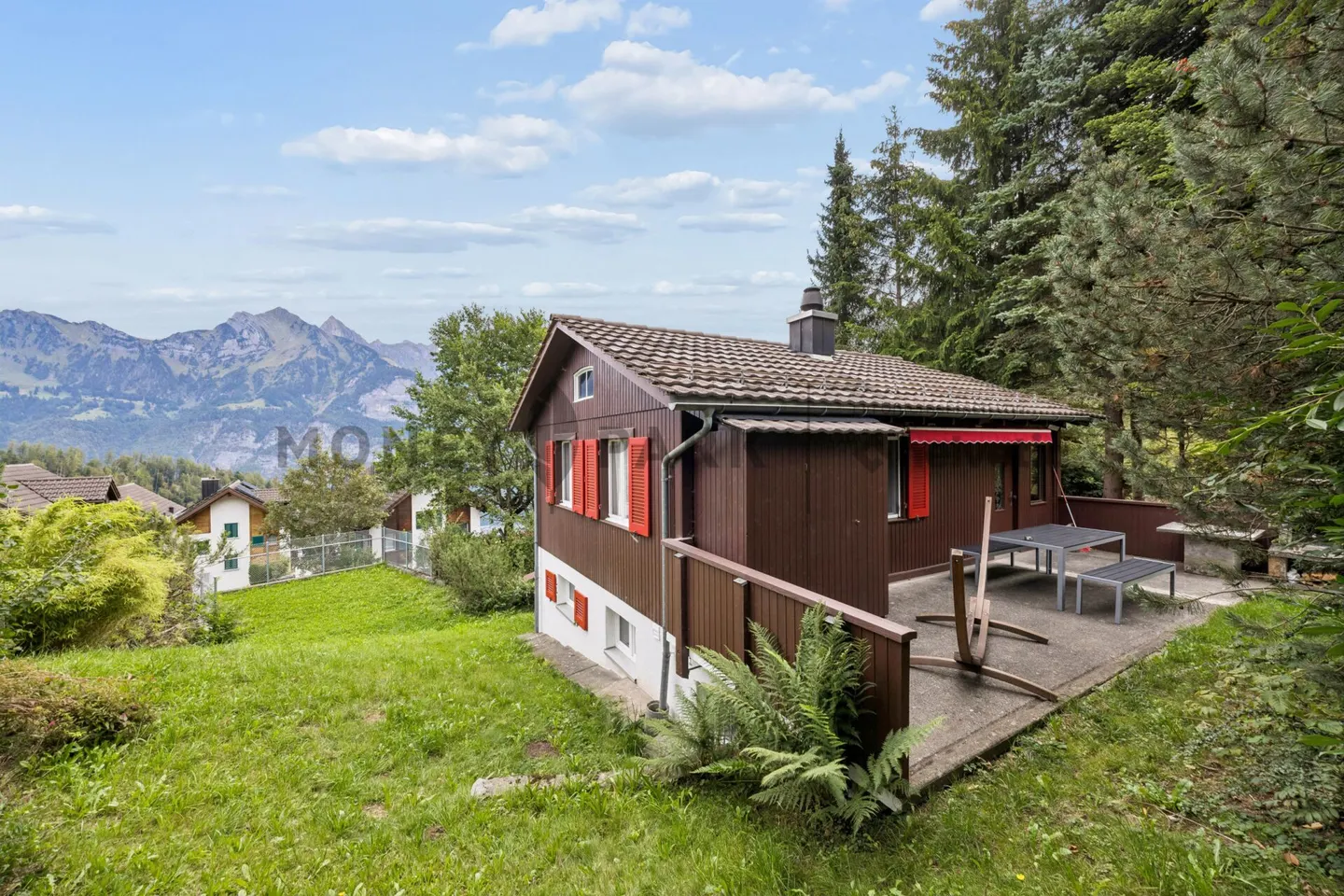 Chalet mit Unverbaubarer Sicht - Foto 1 von 10