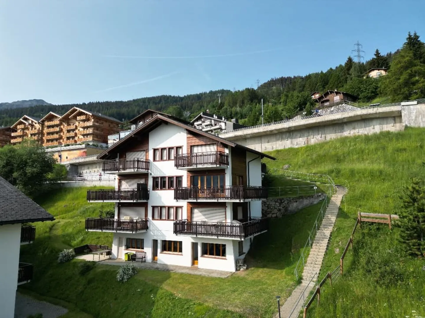 A 5 minuti a piedi dall'area sciistica 4 Vallées! - Foto 2 di 12