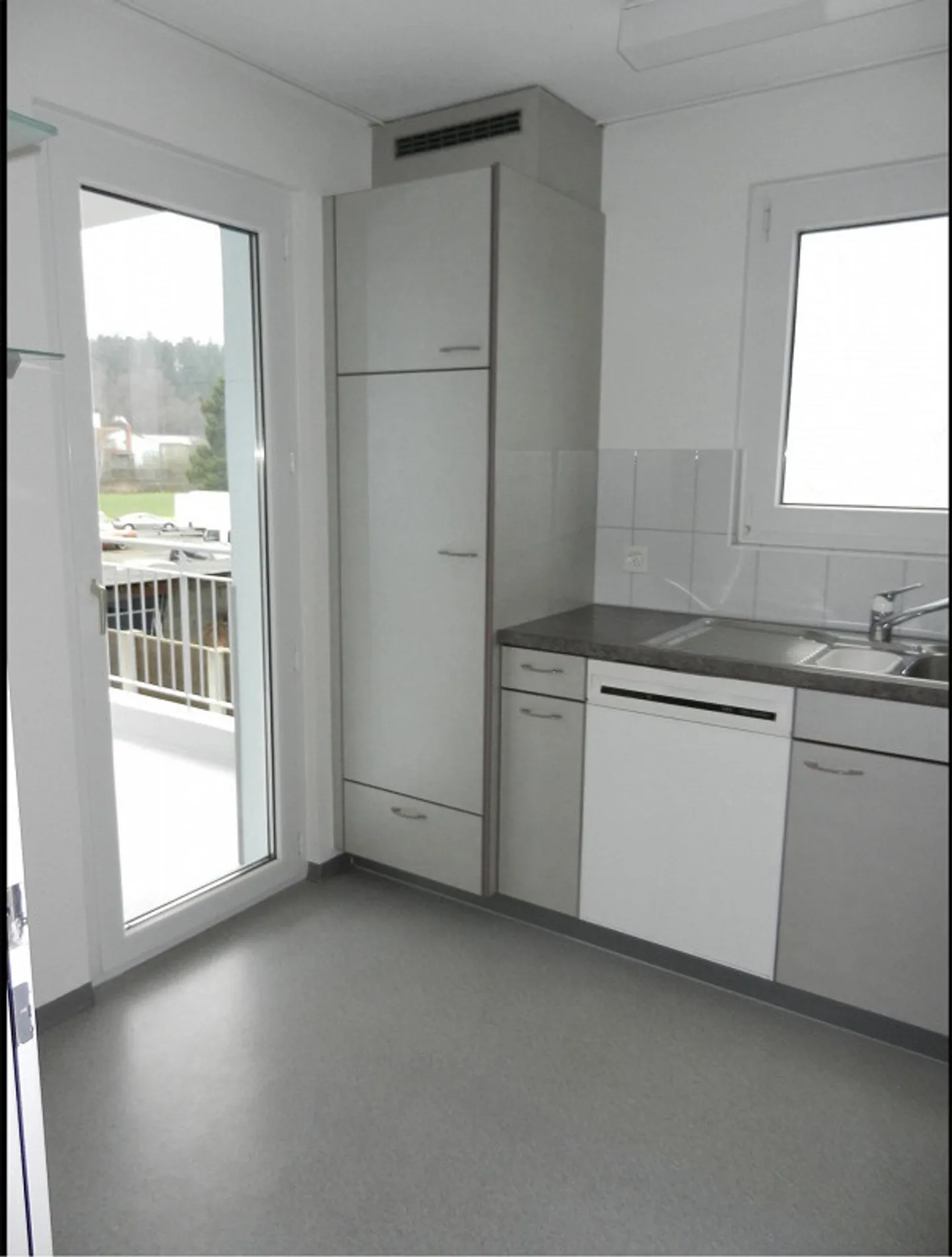 Appartamento 3 camere in una posizione tranquilla - Foto 7 di 9