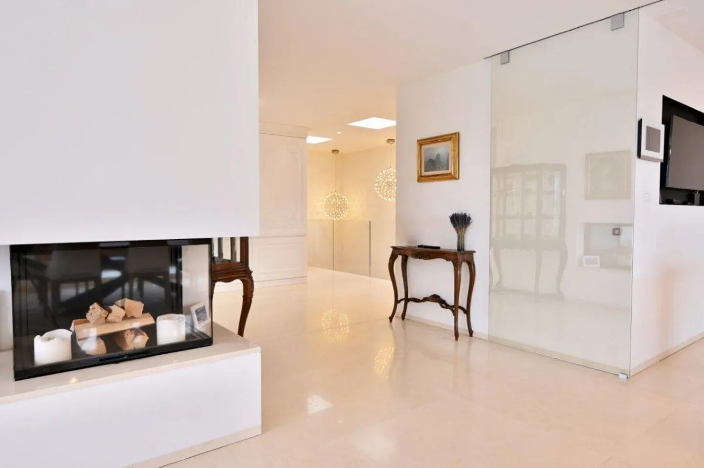 Lussuoso Attico Duplex con Vista Lago - Foto 8 di 23