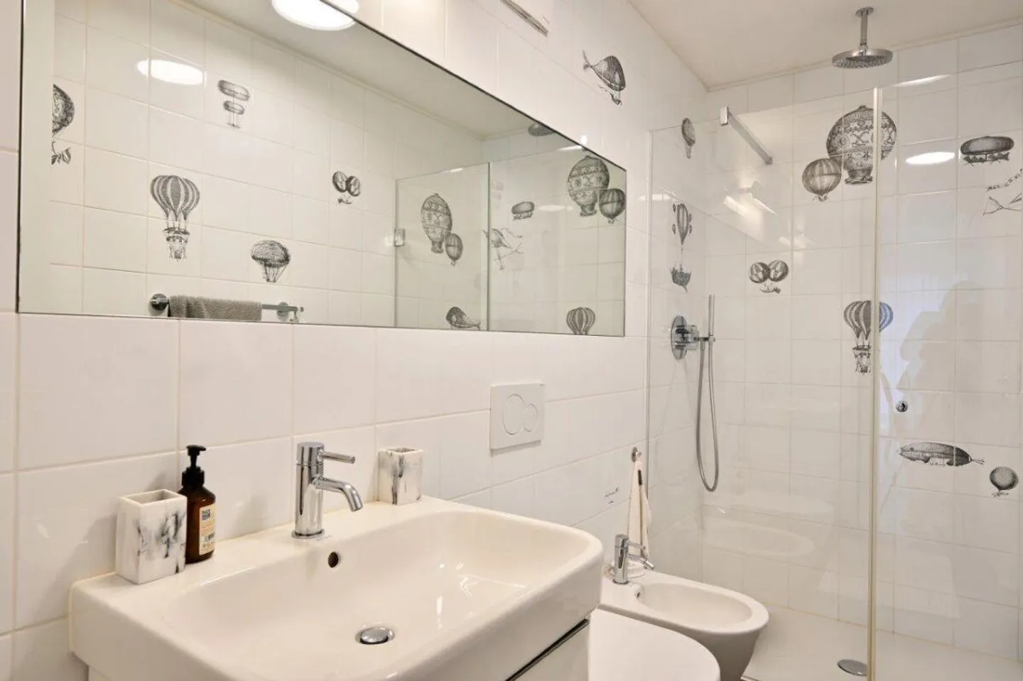 Lussuoso Attico Duplex con Vista Lago - Foto 17 di 23