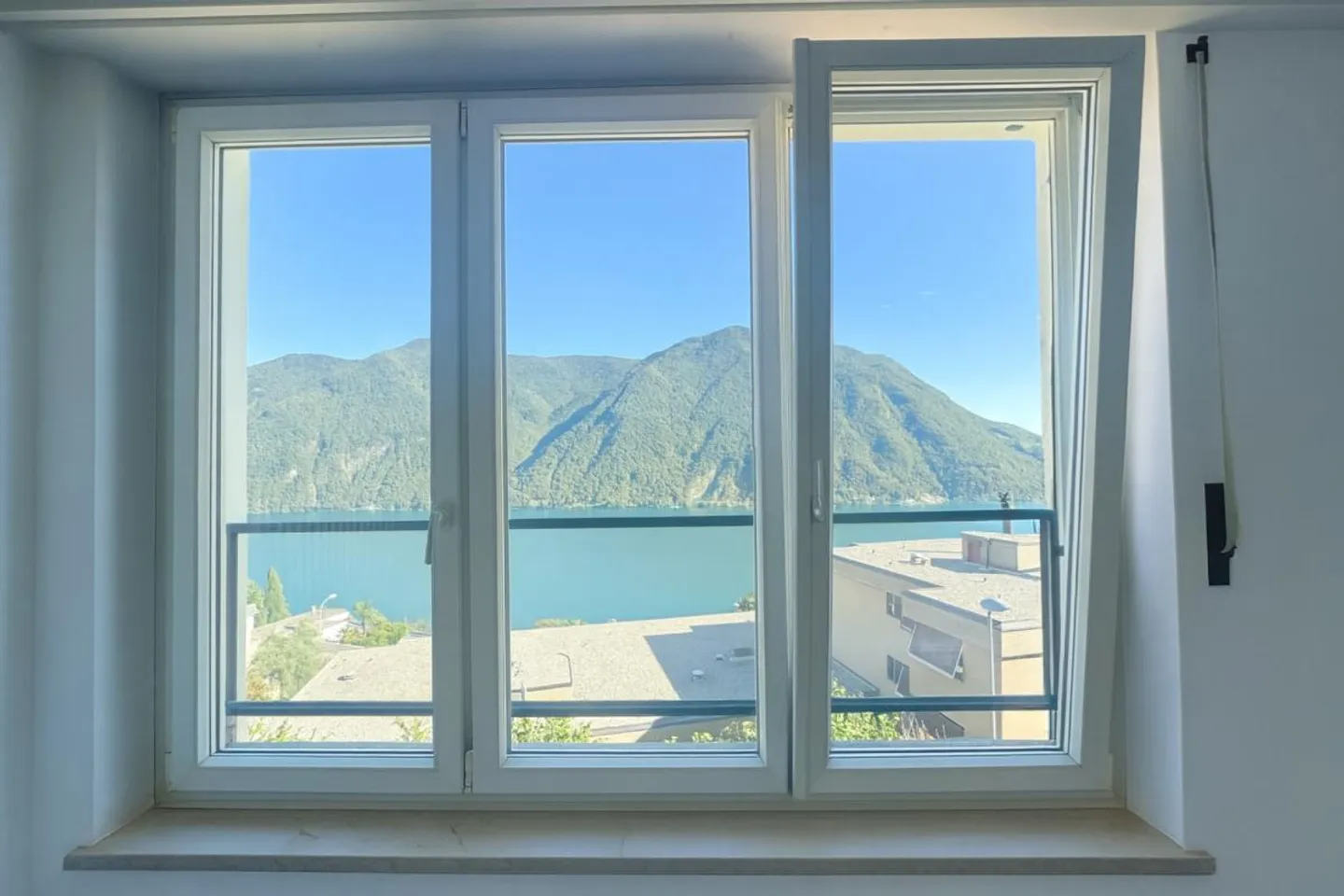 Villetta a schiera con vista eccezionale - Foto 3 di 7