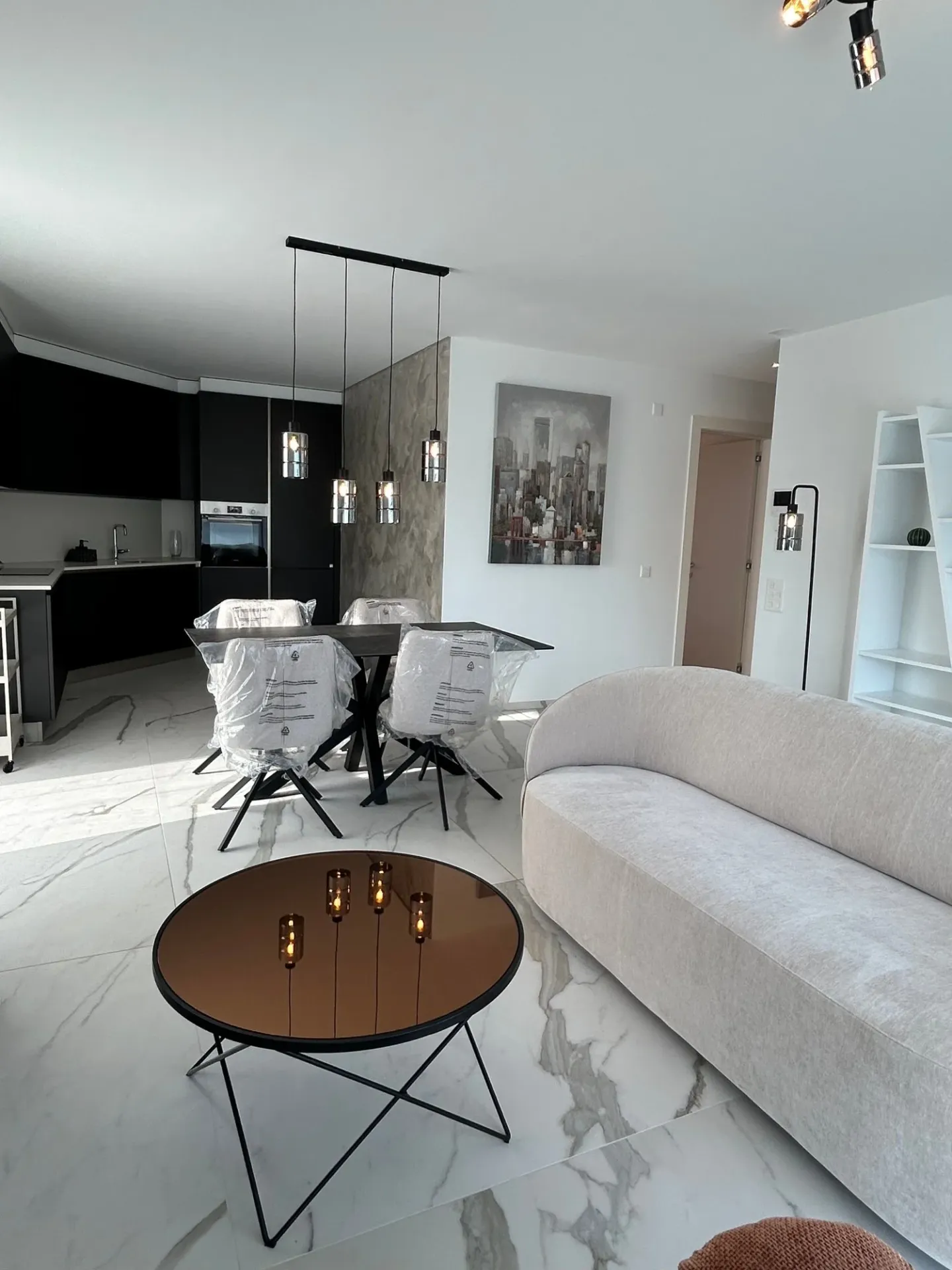 Luxury penthouse with terrace and jacuzzi in Massagno – Available immediately - Photo 17 of 22
