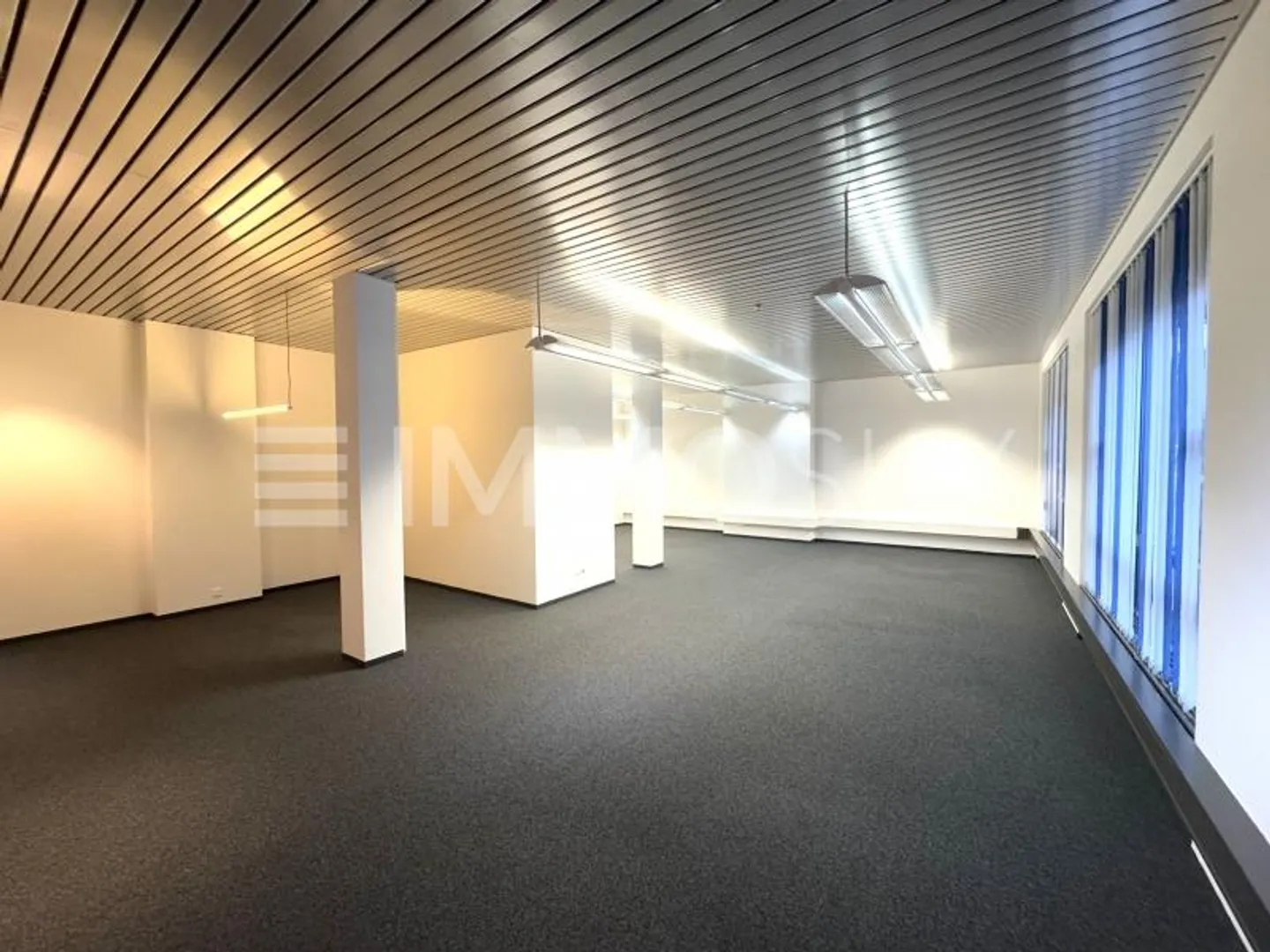 Démarrez votre entreprise ici - Photo 2 sur 9