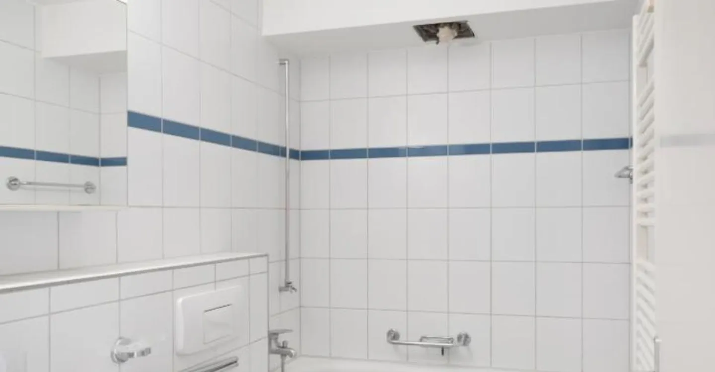 APPARTAMENTO ATTRATTIVO DI 3 CAMERE CON BALCONE - Foto 4 di 4