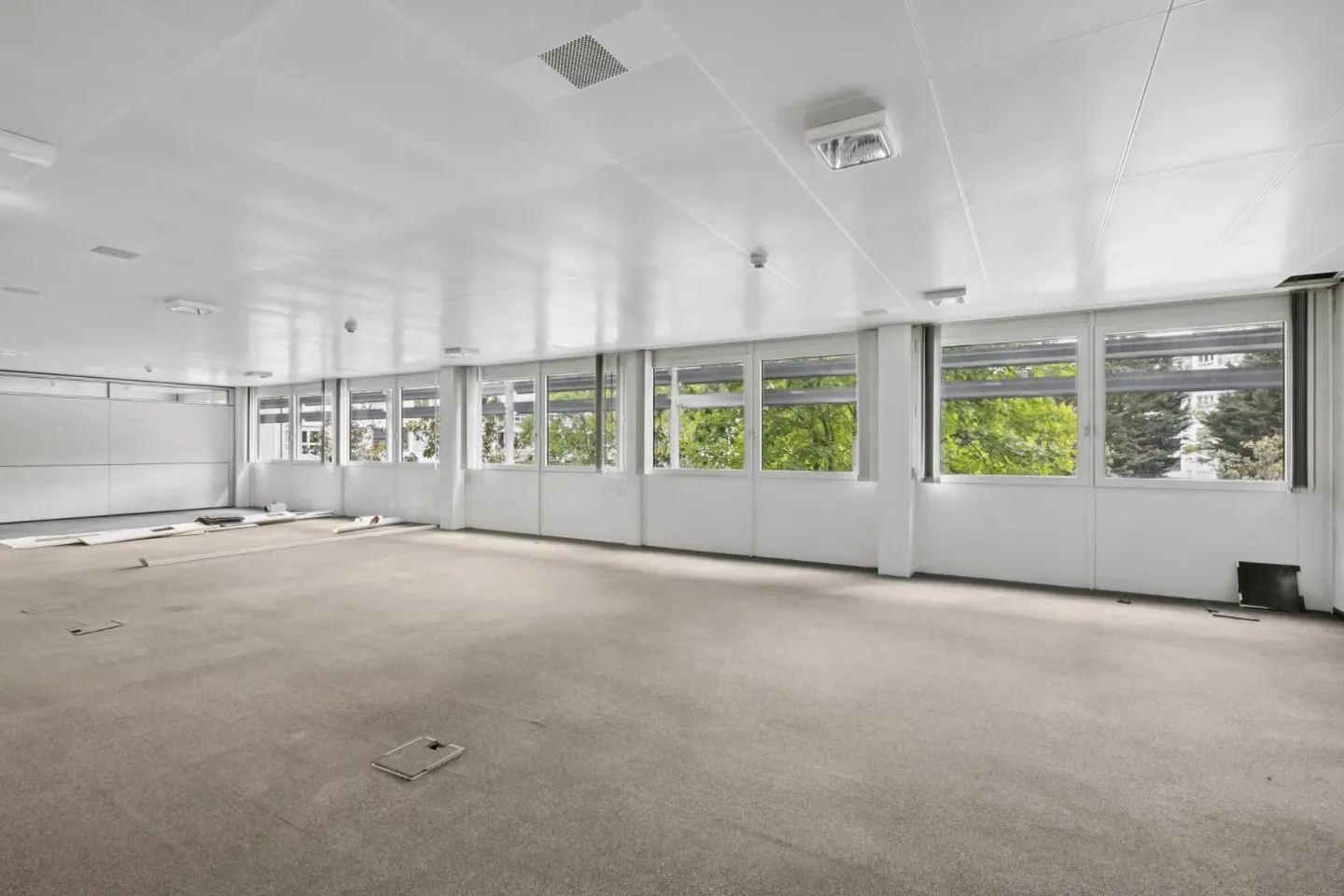 Office Spaces in Charmilles - Photo 7 of 13
