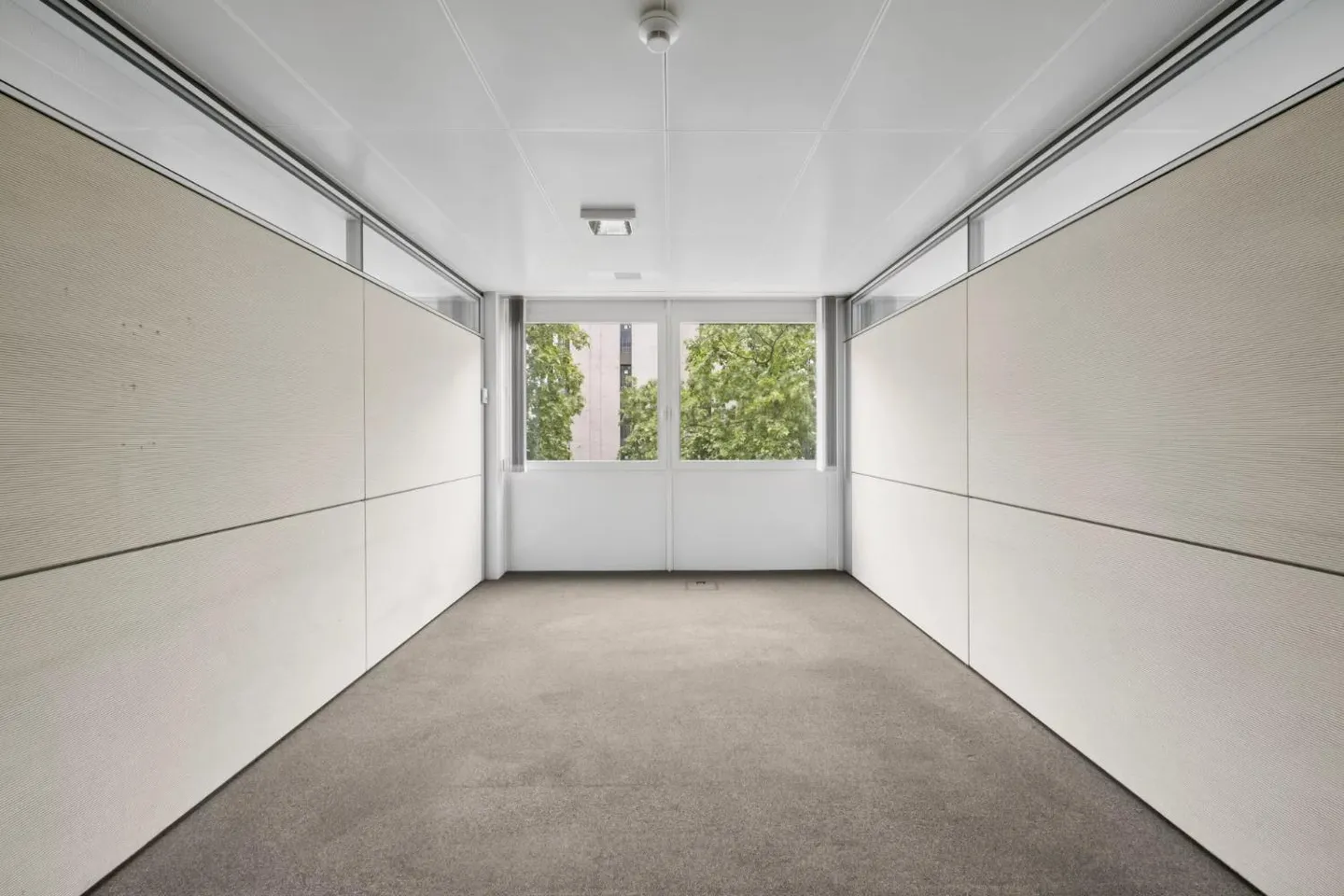 Office Spaces in Charmilles - Photo 11 of 13