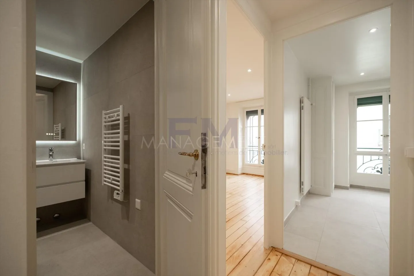 Connexion, Rue Jonction, 2 Chambres au 4ème Étage, env. 30m2 - Photo 3 sur 5