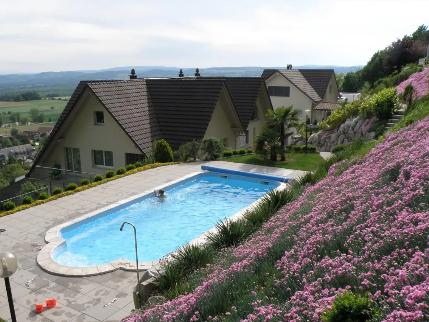 Appartamento di 4 1/2 locali con ottima vista - Foto 1 di 12