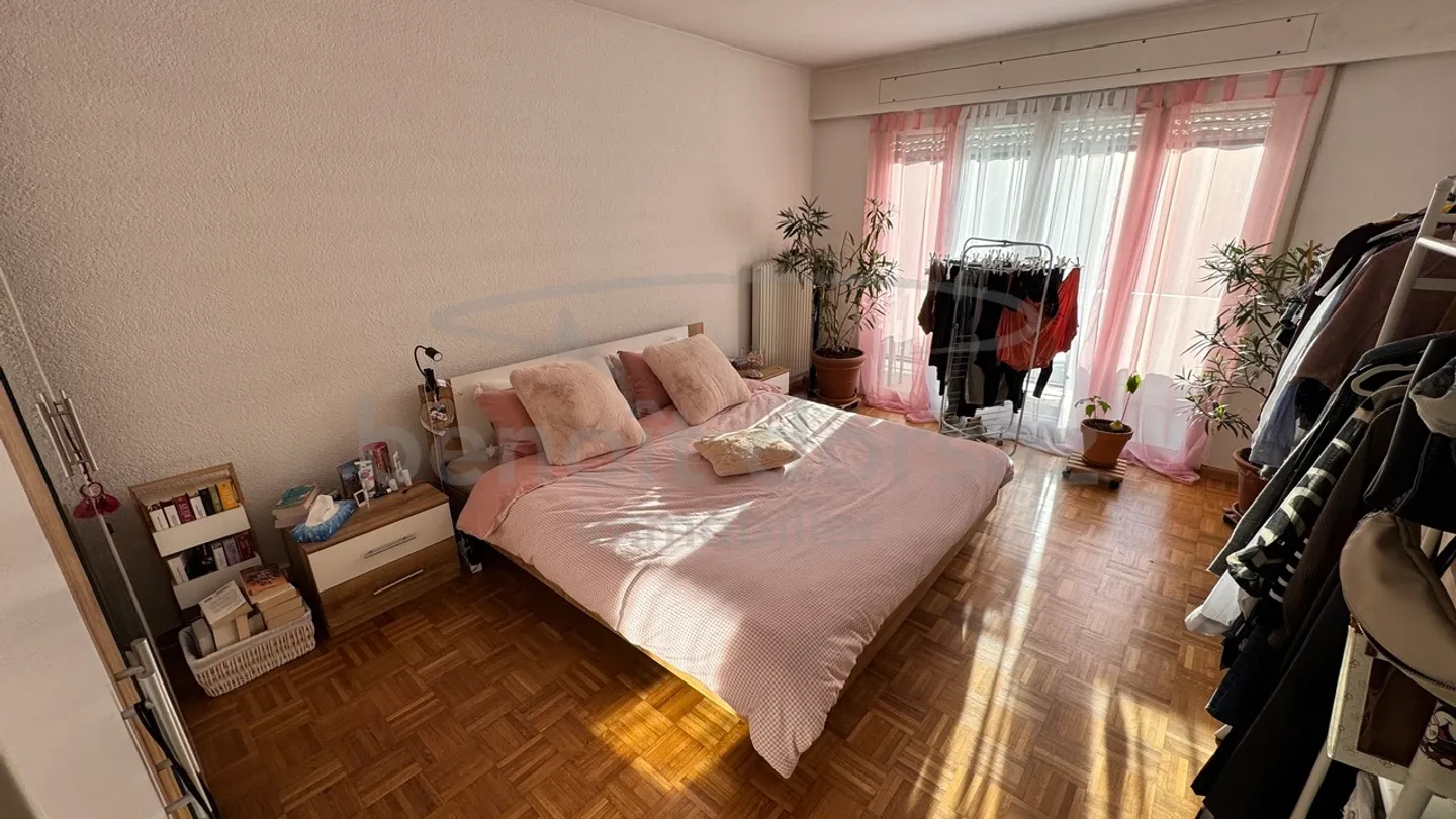 Apartment for sale - Photo 2 of 4